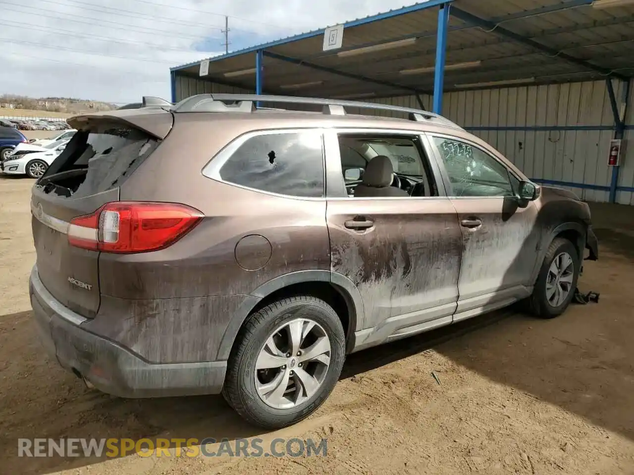 3 Photograph of a damaged car 4S4WMAFD7K3432077 SUBARU ASCENT 2019