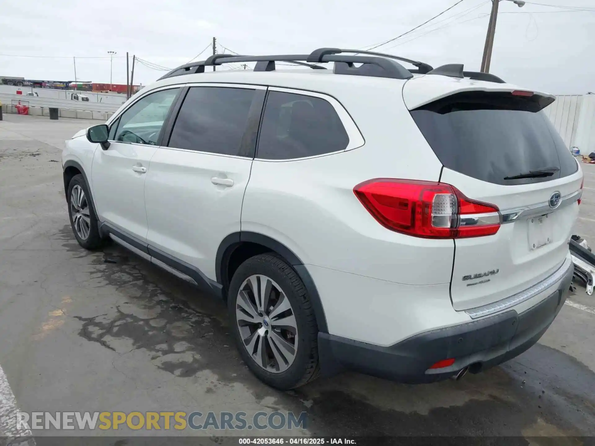 3 Photograph of a damaged car 4S4WMAJD0K3472993 SUBARU ASCENT 2019