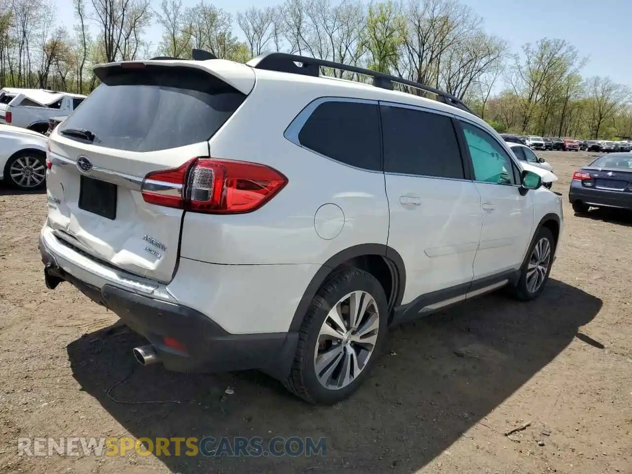 3 Photograph of a damaged car 4S4WMAJD4K3443075 SUBARU ASCENT 2019