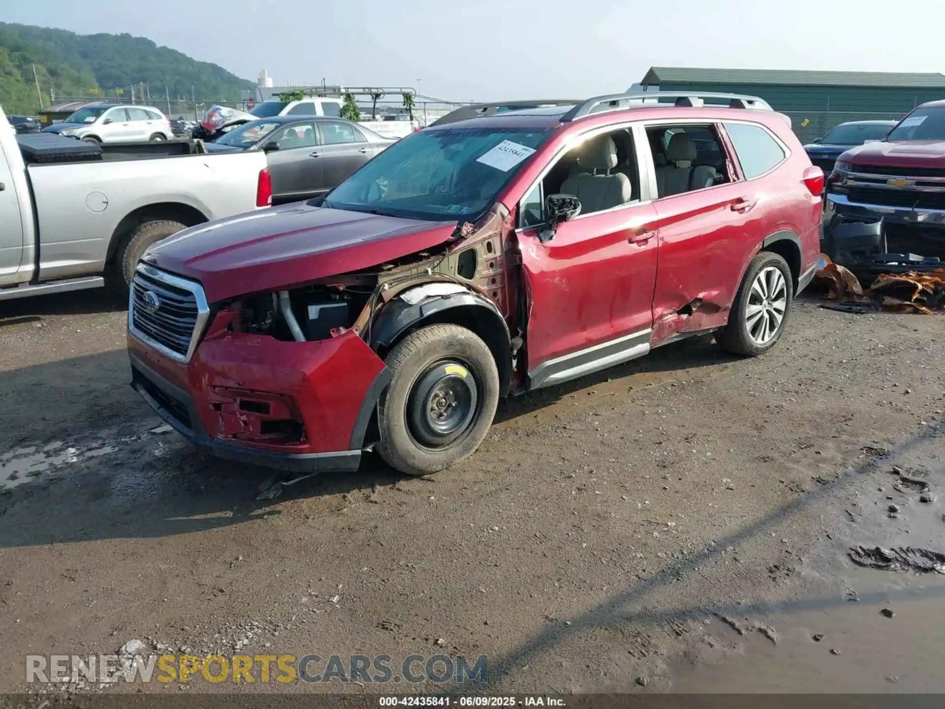 2 Photograph of a damaged car 4S4WMALD3K3481961 SUBARU ASCENT 2019