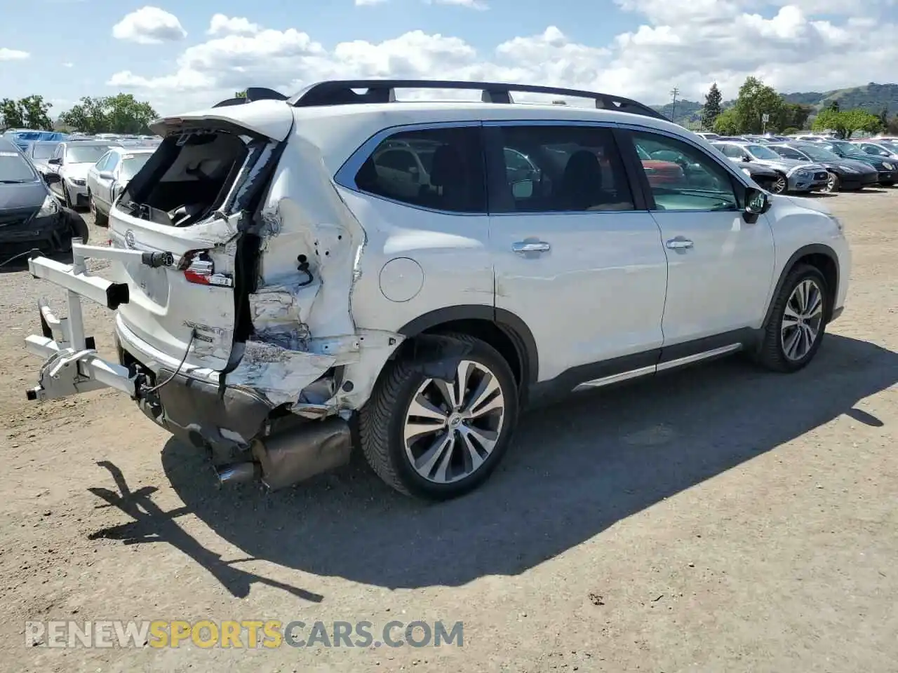 3 Photograph of a damaged car 4S4WMARD1K3423080 SUBARU ASCENT 2019