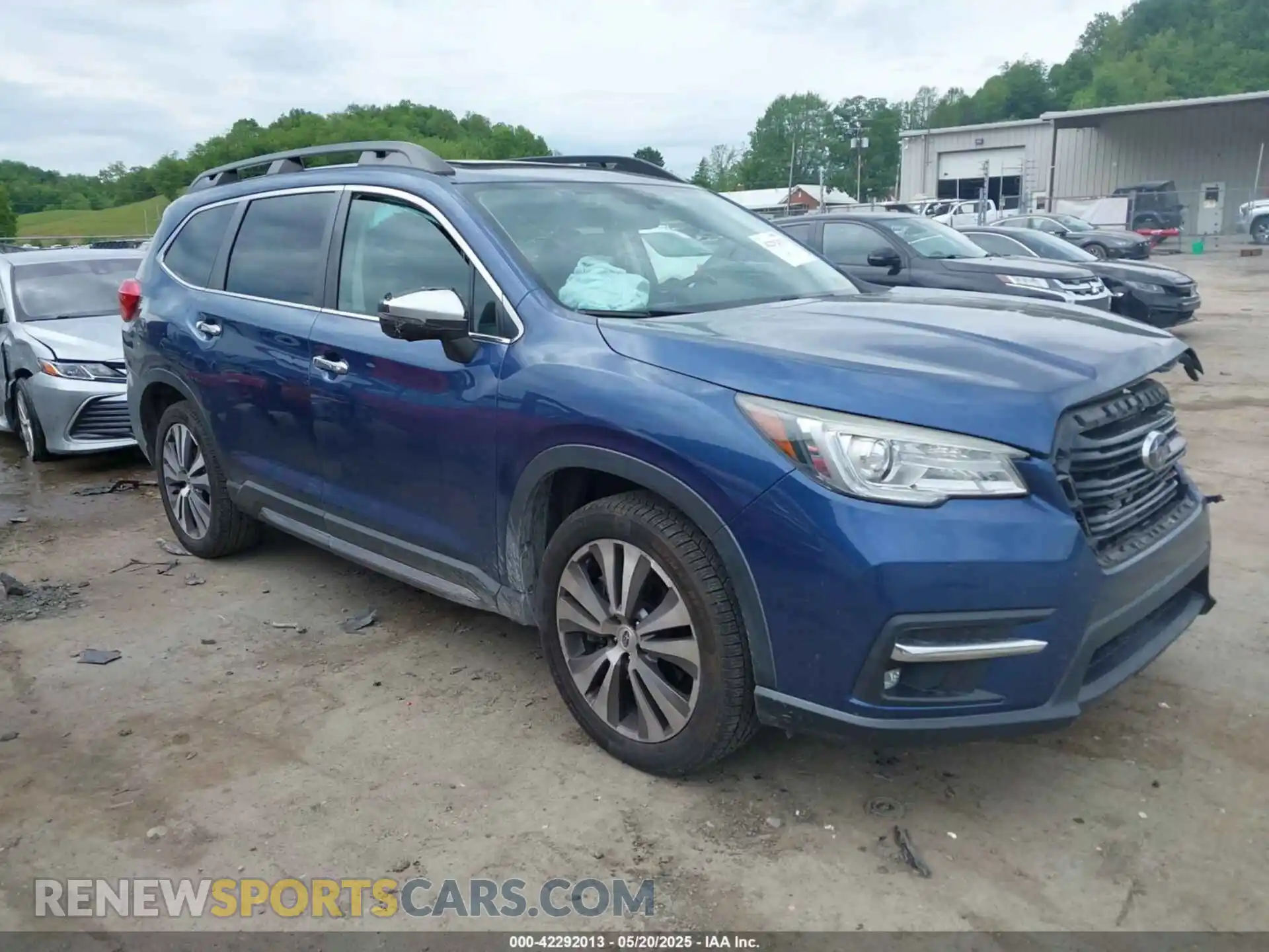 1 Photograph of a damaged car 4S4WMARD2K3430488 SUBARU ASCENT 2019