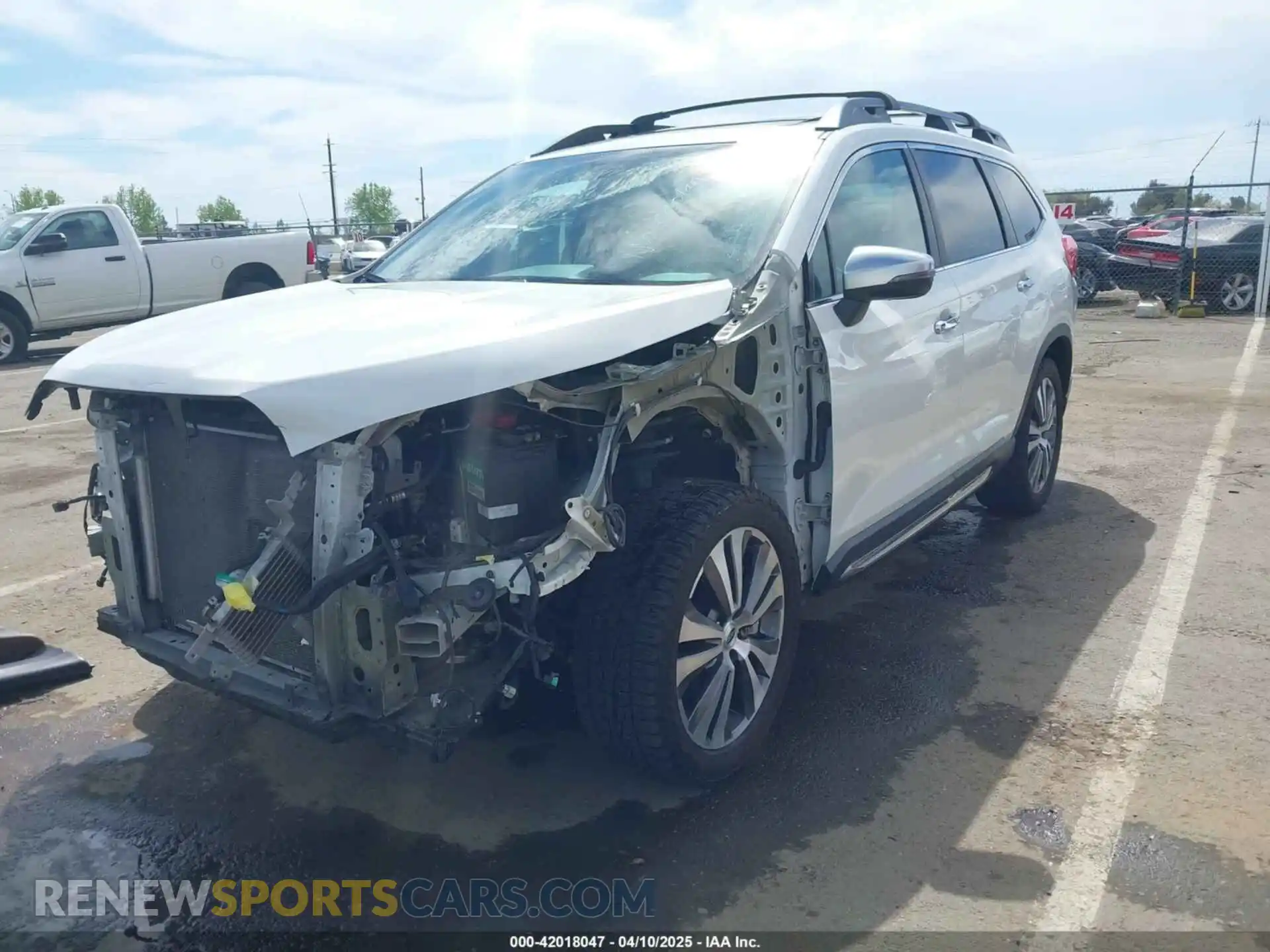 2 Photograph of a damaged car 4S4WMARD3K3460292 SUBARU ASCENT 2019