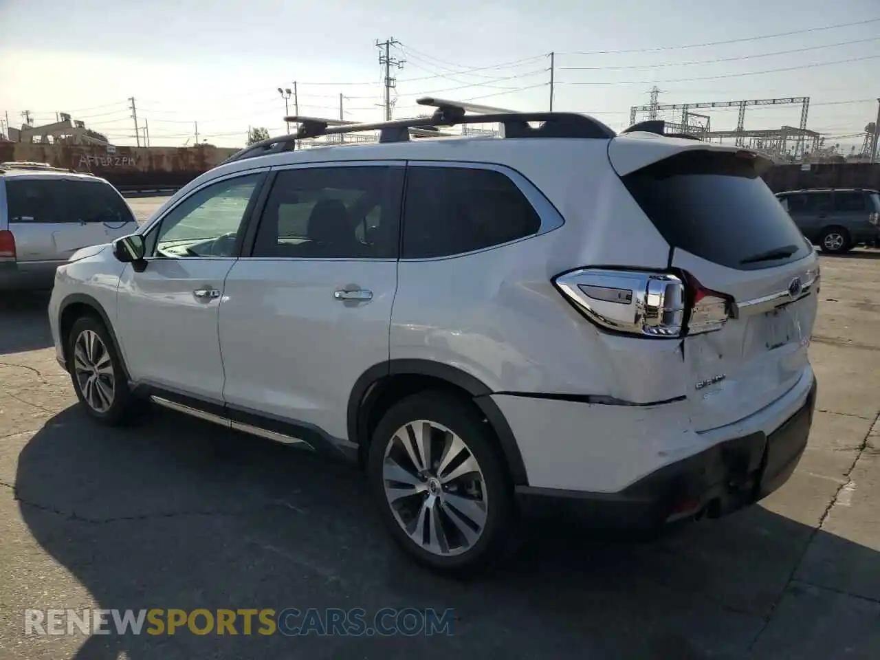 2 Photograph of a damaged car 4S4WMARD9K3419536 SUBARU ASCENT 2019