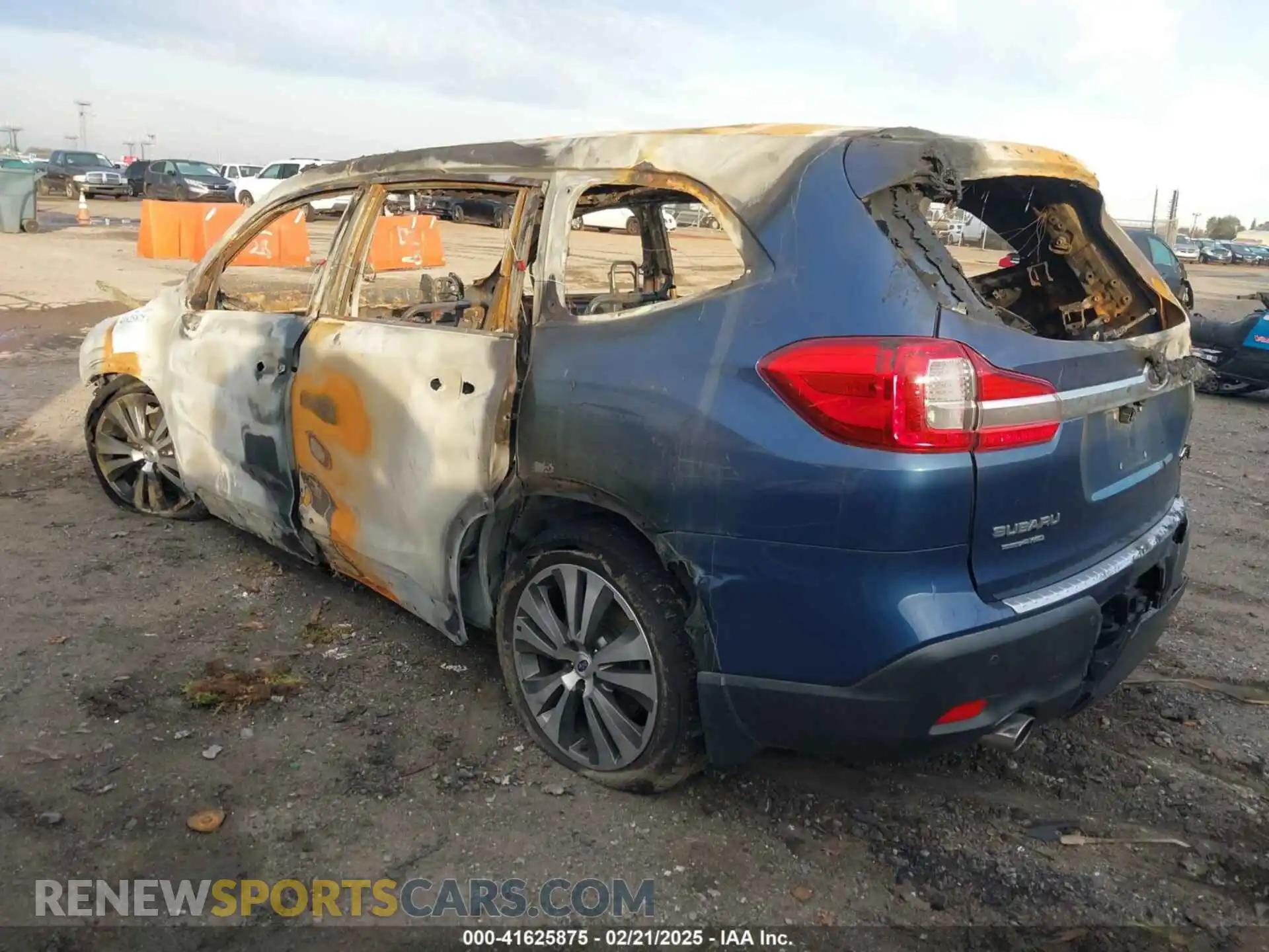 3 Photograph of a damaged car 4S4WMAPD2L3451362 SUBARU ASCENT 2020