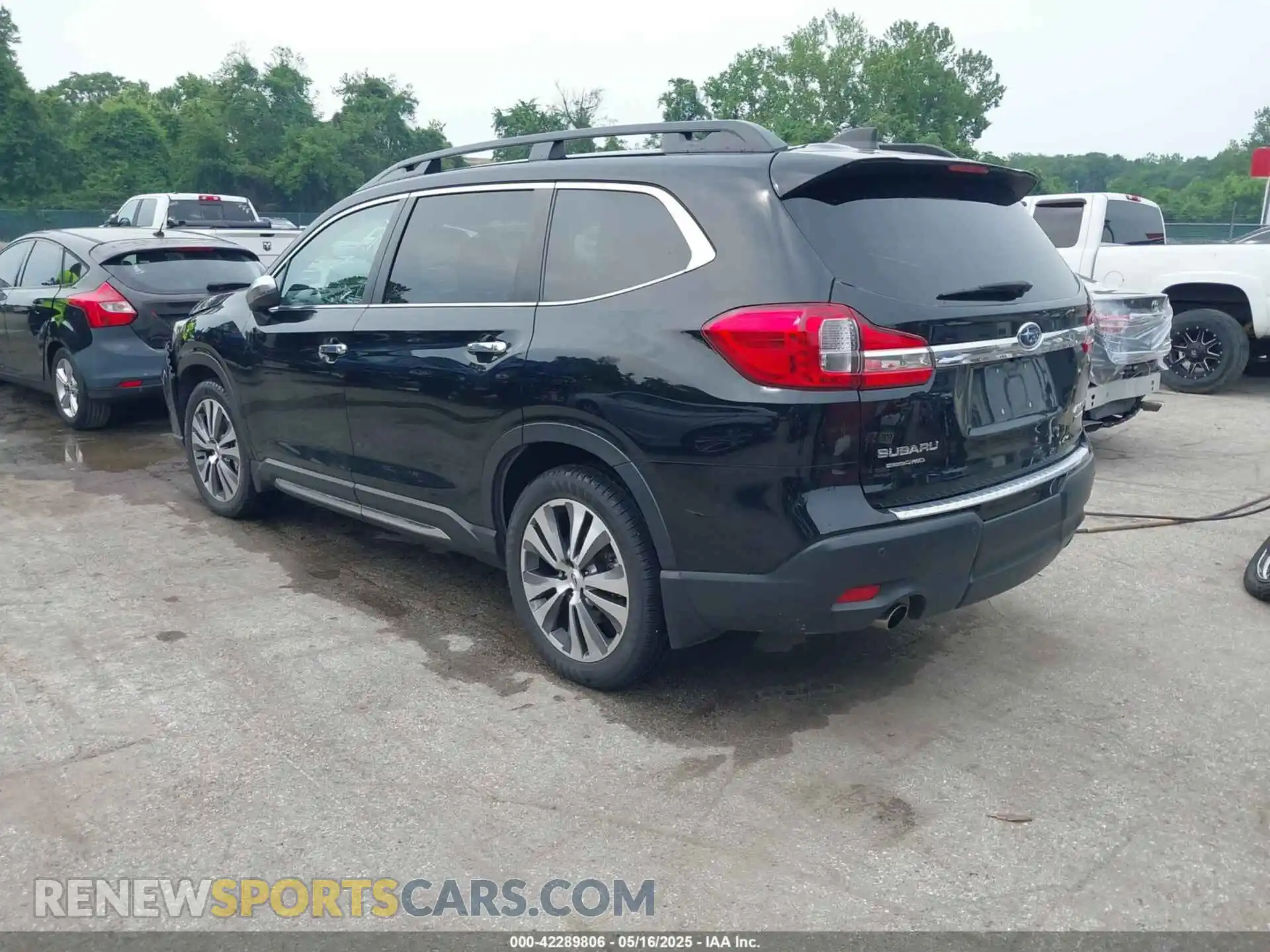 3 Photograph of a damaged car 4S4WMARD1L3458655 SUBARU ASCENT 2020
