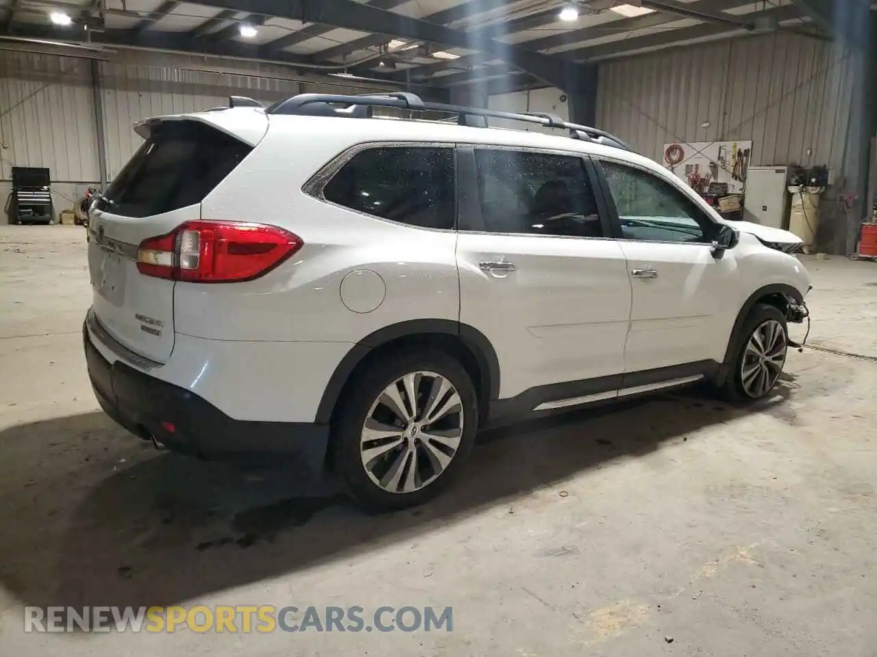3 Photograph of a damaged car 4S4WMARD2L3467008 SUBARU ASCENT 2020