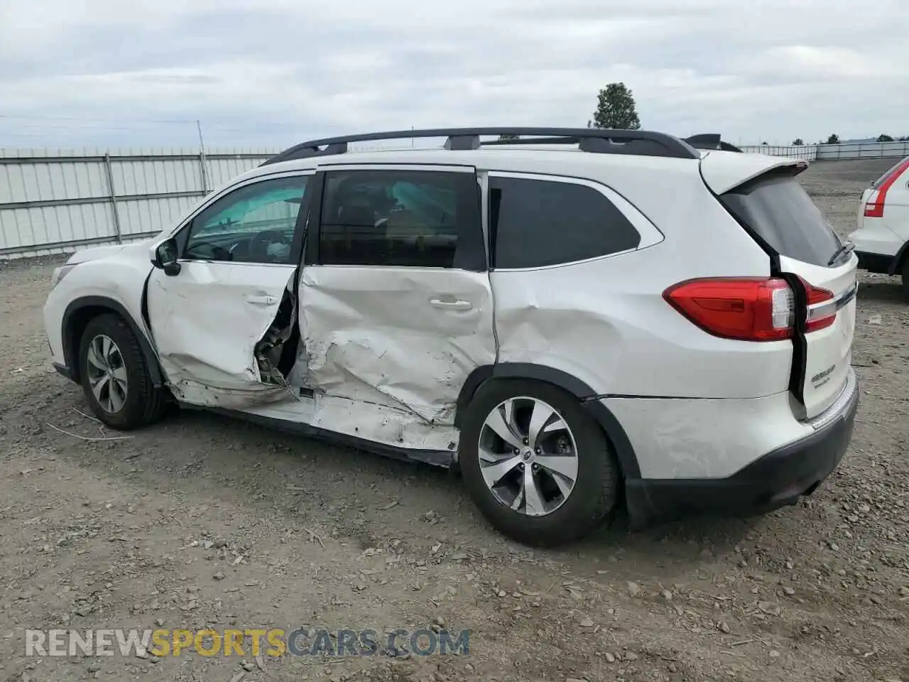 2 Photograph of a damaged car 4S4WMAFD5M3420738 SUBARU ASCENT 2021