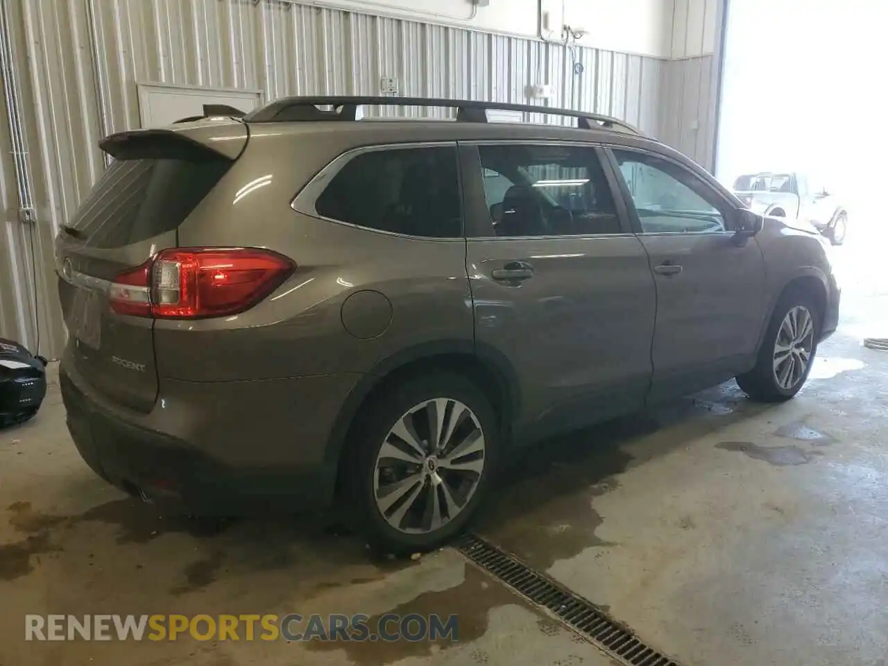 3 Photograph of a damaged car 4S4WMAHDXM3445583 SUBARU ASCENT 2021