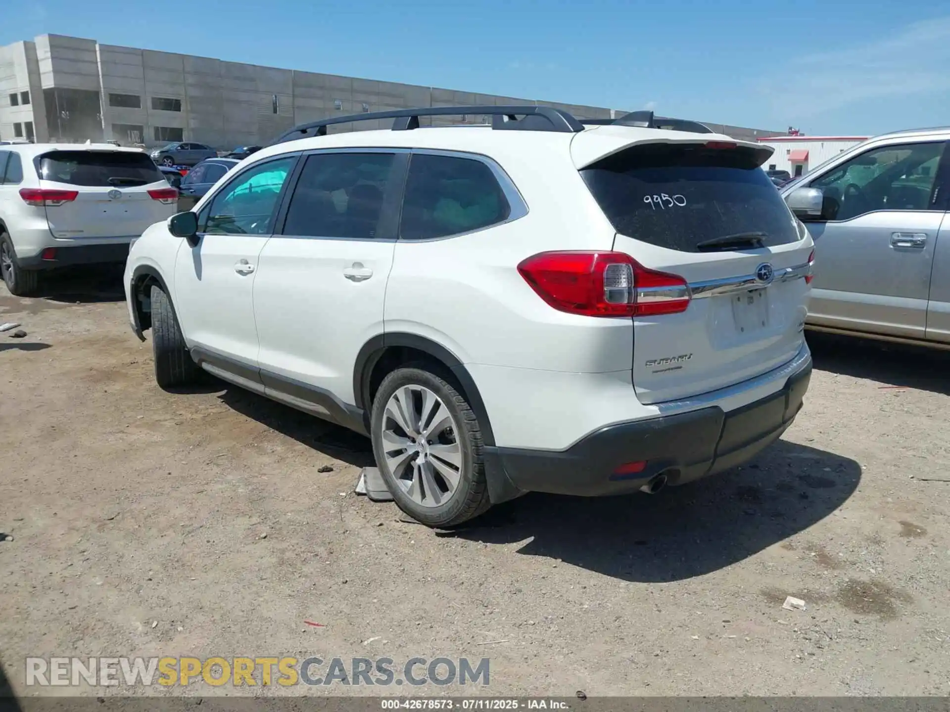 3 Photograph of a damaged car 4S4WMAJD7M3433207 SUBARU ASCENT 2021