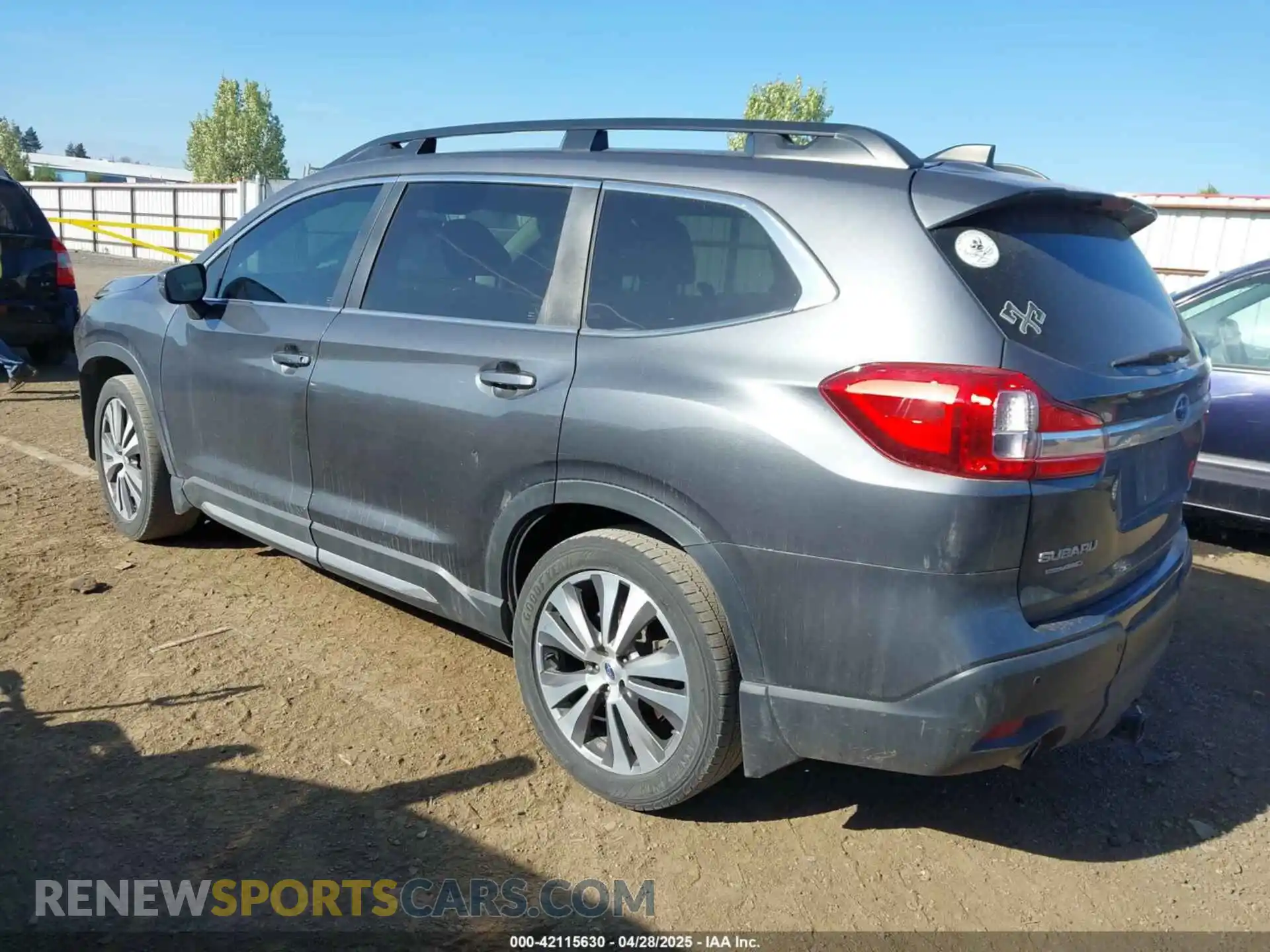 3 Photograph of a damaged car 4S4WMAMD0M3427518 SUBARU ASCENT 2021