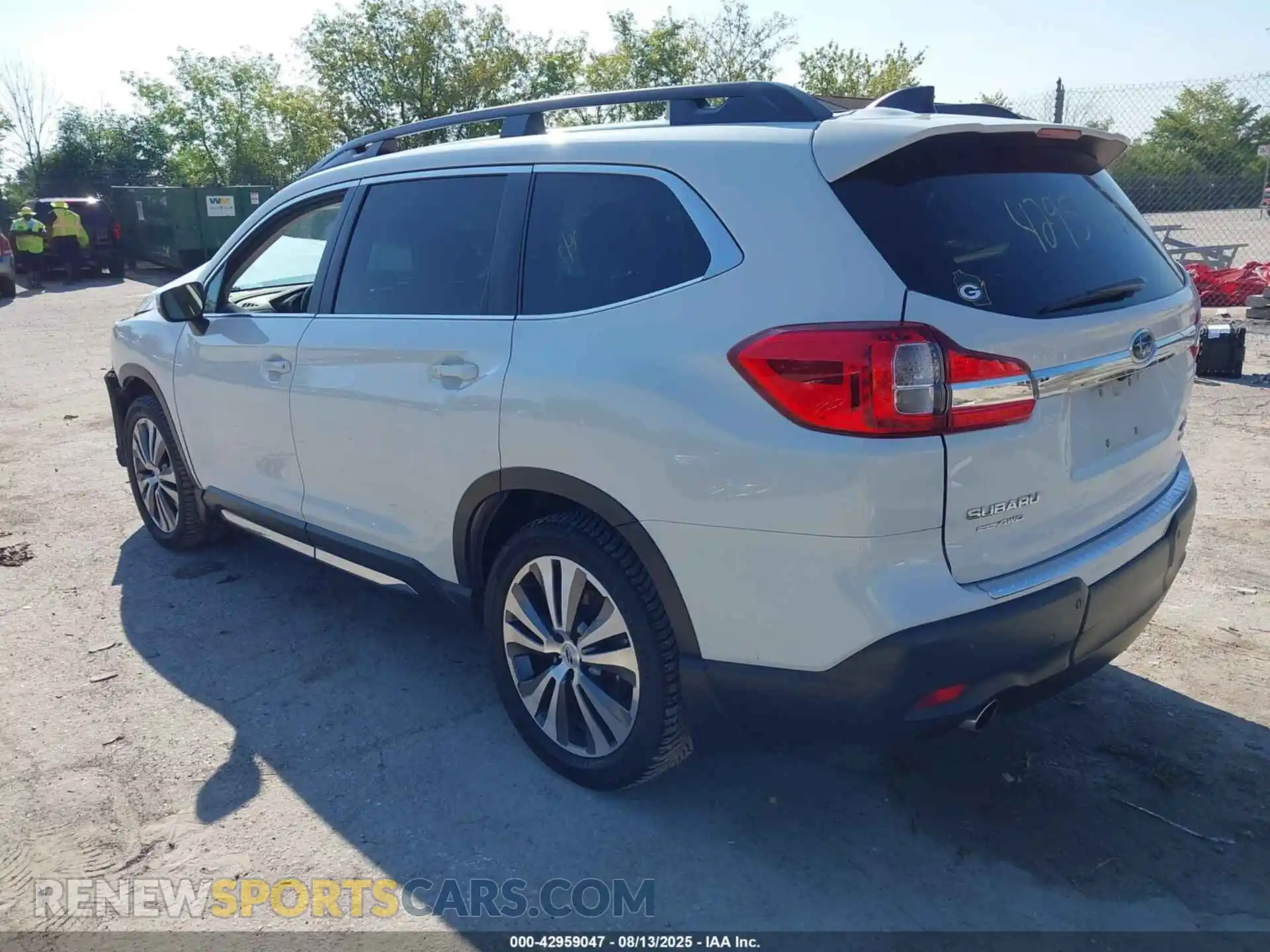 3 Photograph of a damaged car 4S4WMAMD1M3443677 SUBARU ASCENT 2021