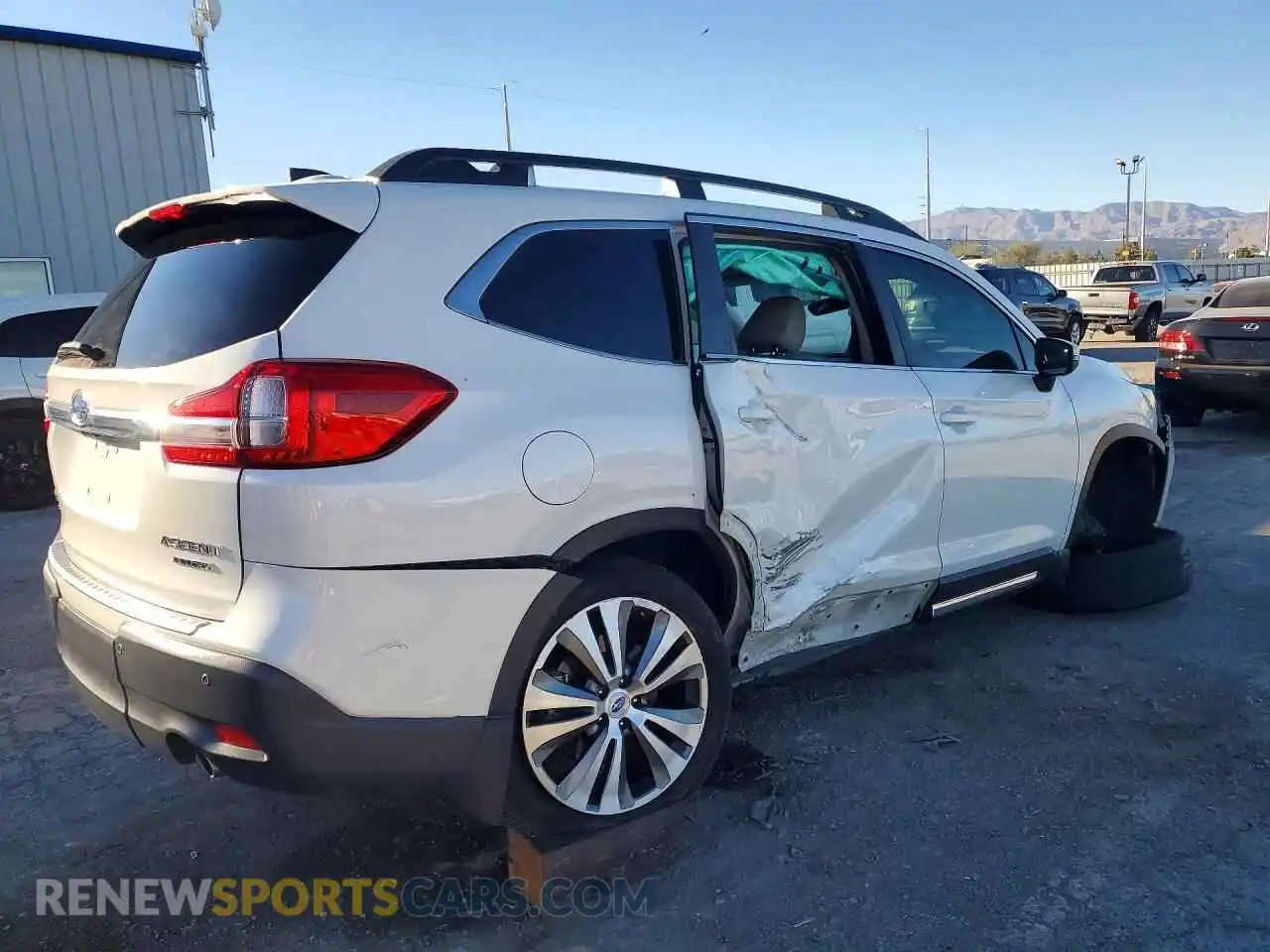 3 Photograph of a damaged car 4S4WMAPD2M3425068 SUBARU ASCENT 2021