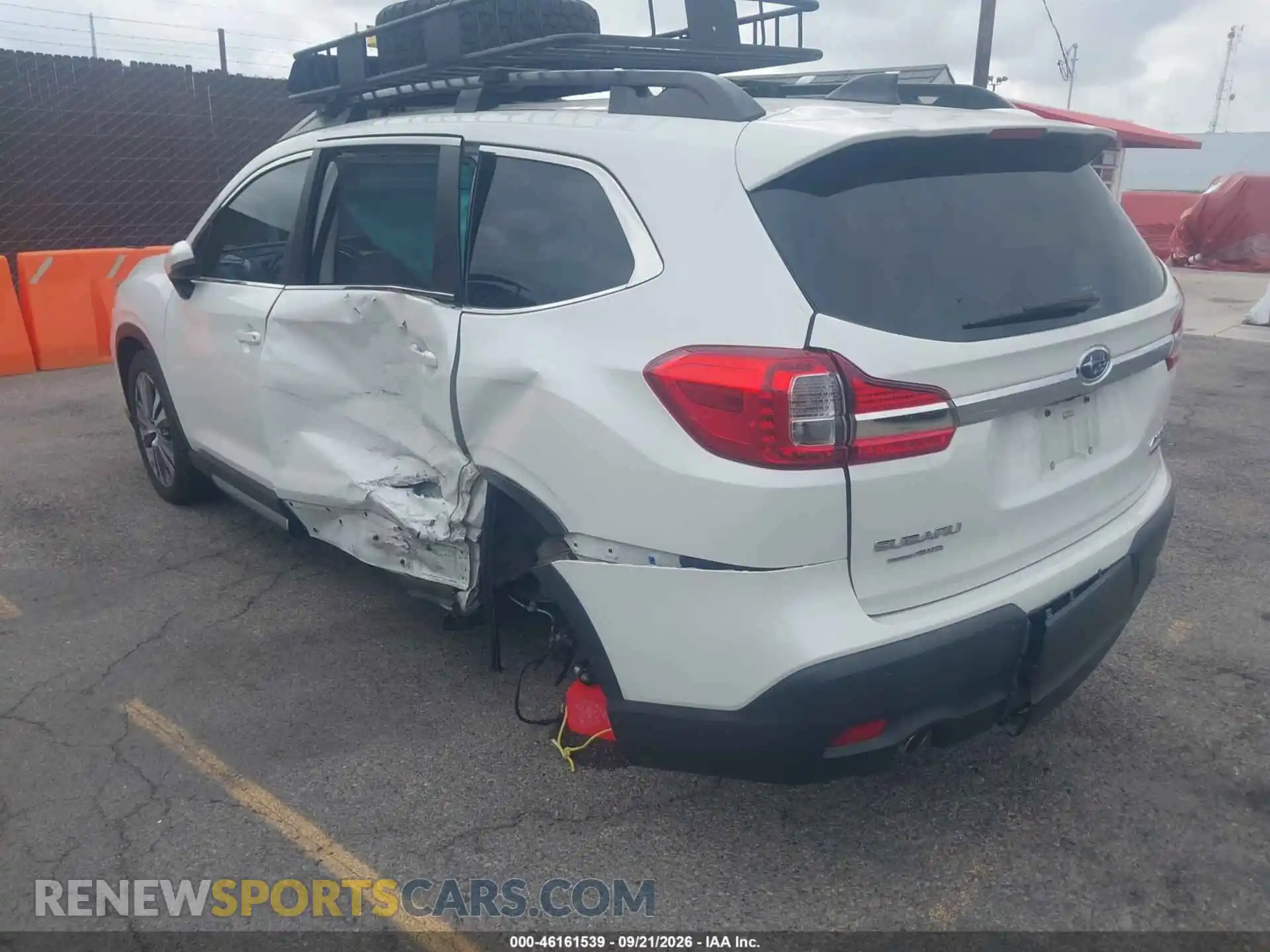 3 Photograph of a damaged car 4S4WMAPD2M3458278 SUBARU ASCENT 2021