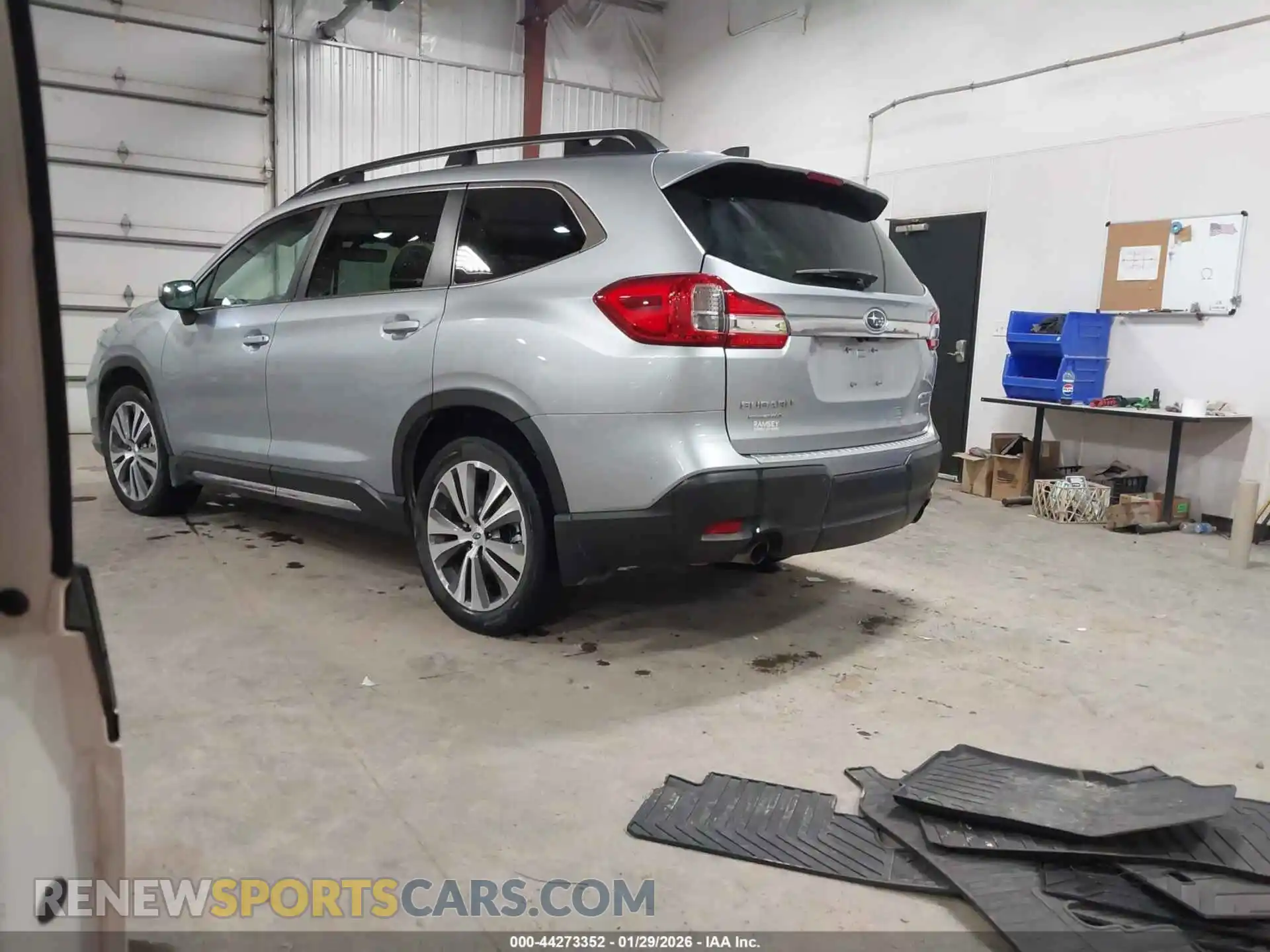 3 Photograph of a damaged car 4S4WMAPD9M3411877 SUBARU ASCENT 2021