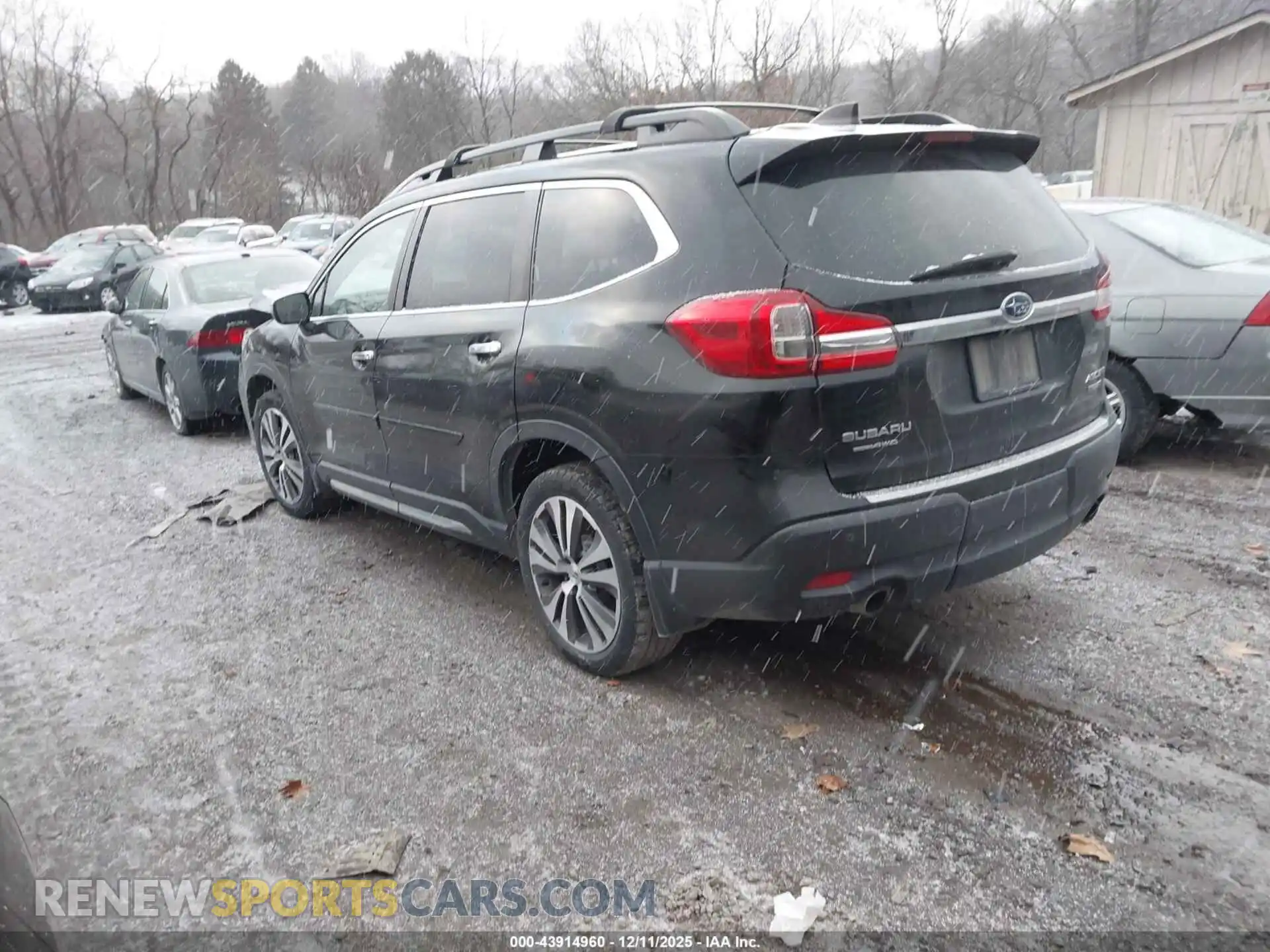 3 Photograph of a damaged car 4S4WMARD5M3429886 SUBARU ASCENT 2021
