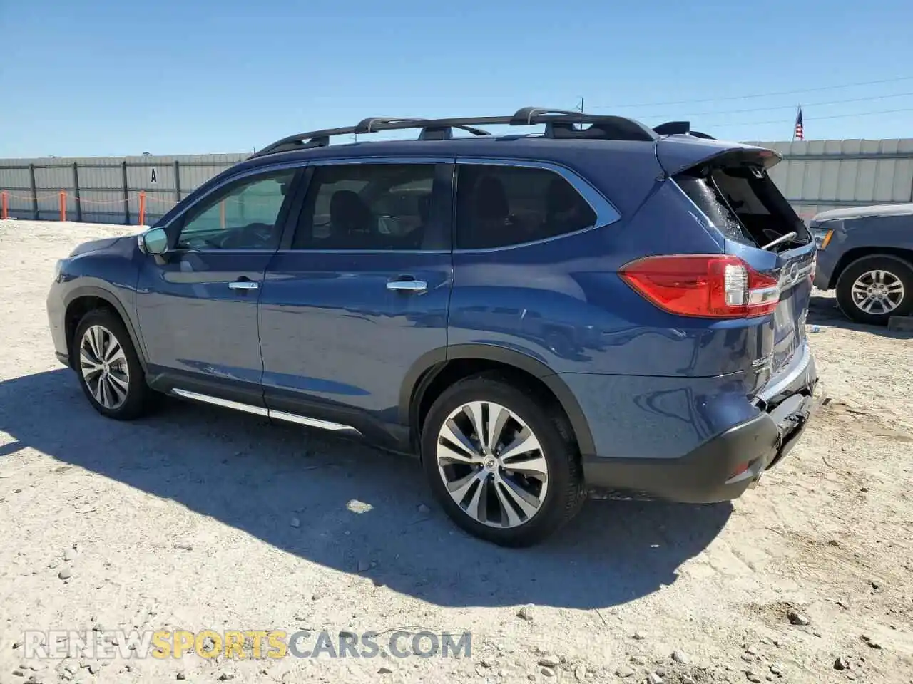 2 Photograph of a damaged car 4S4WMARD5M3460166 SUBARU ASCENT 2021