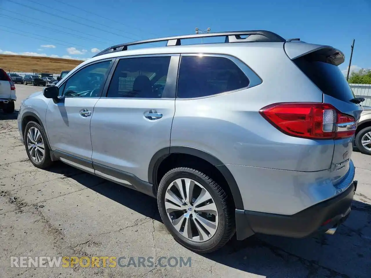 2 Photograph of a damaged car 4S4WMARD6M3424373 SUBARU ASCENT 2021