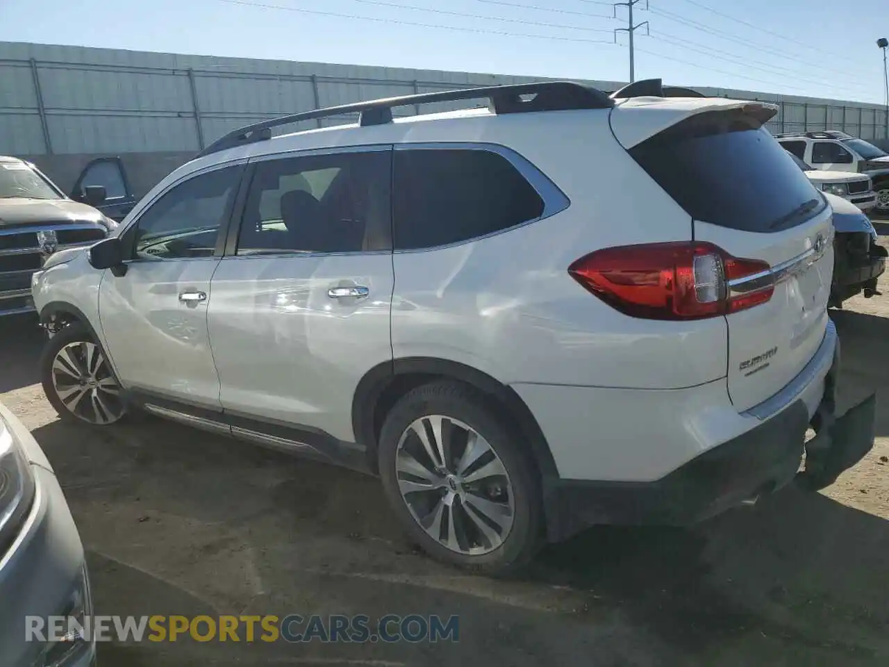 2 Photograph of a damaged car 4S4WMARD7M3412992 SUBARU ASCENT 2021