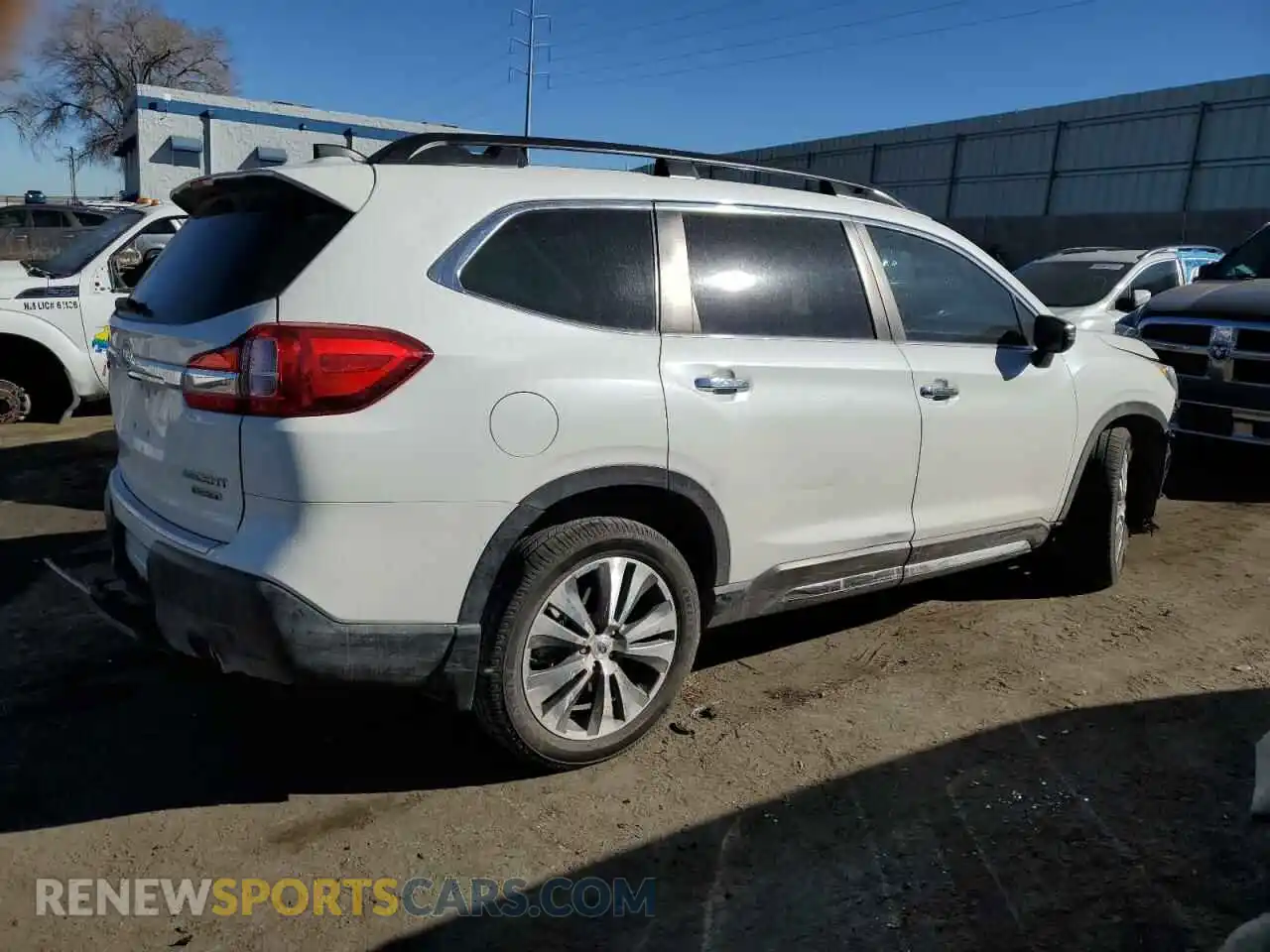 3 Photograph of a damaged car 4S4WMARD7M3412992 SUBARU ASCENT 2021