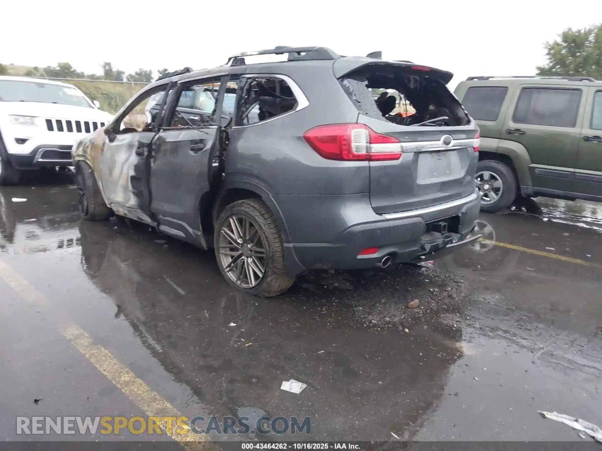 3 Photograph of a damaged car 4S4WMARD8M3438016 SUBARU ASCENT 2021