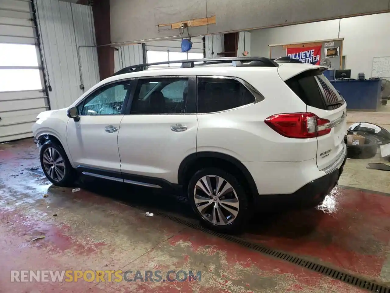 2 Photograph of a damaged car 4S4WMARD9M3474720 SUBARU ASCENT 2021