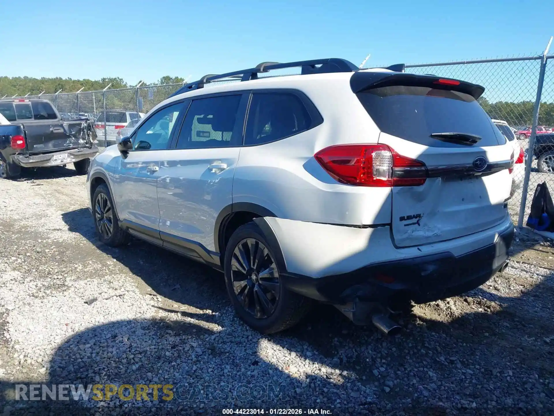 3 Photograph of a damaged car 4S4WMAJD3N3409729 SUBARU ASCENT 2022