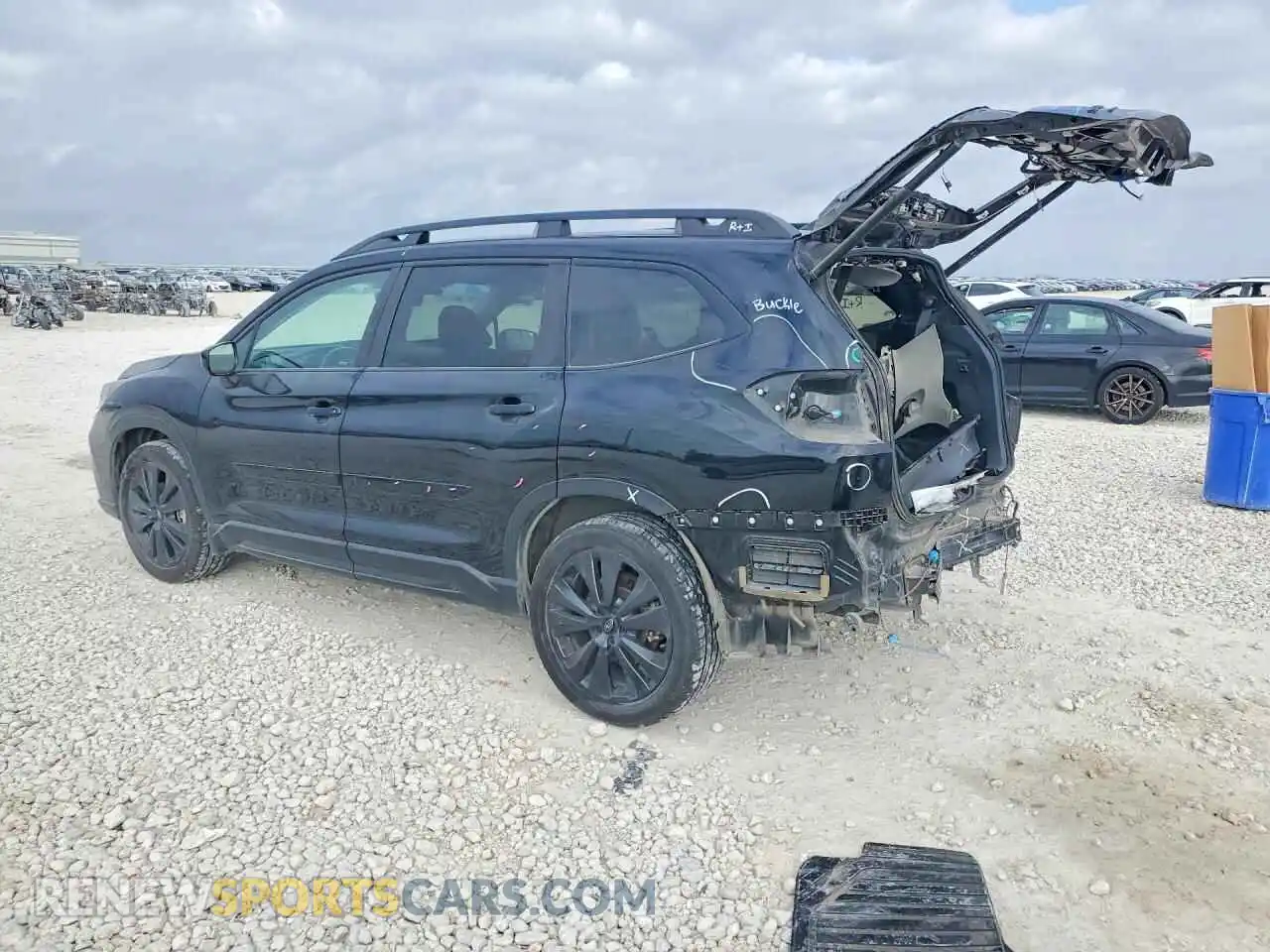 2 Photograph of a damaged car 4S4WMAJD9N3409265 SUBARU ASCENT 2022