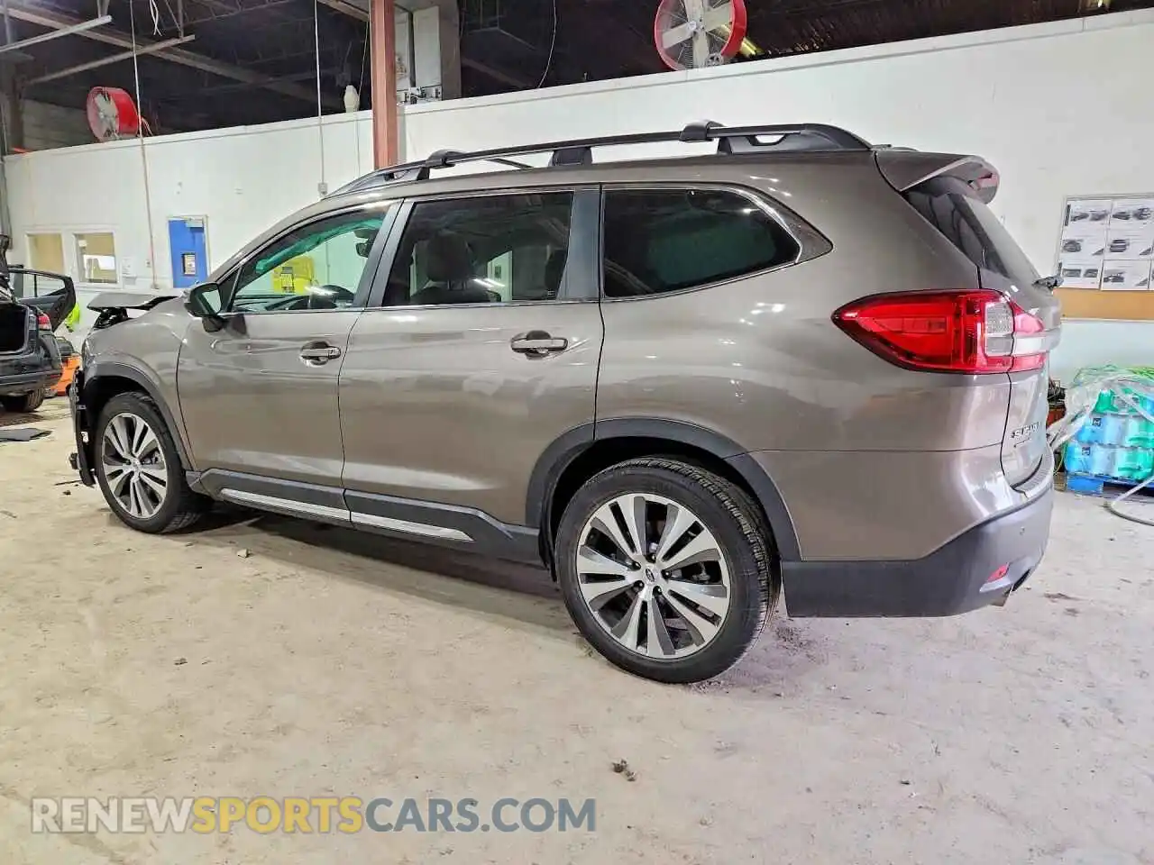 2 Photograph of a damaged car 4S4WMAPD1N3420963 SUBARU ASCENT 2022