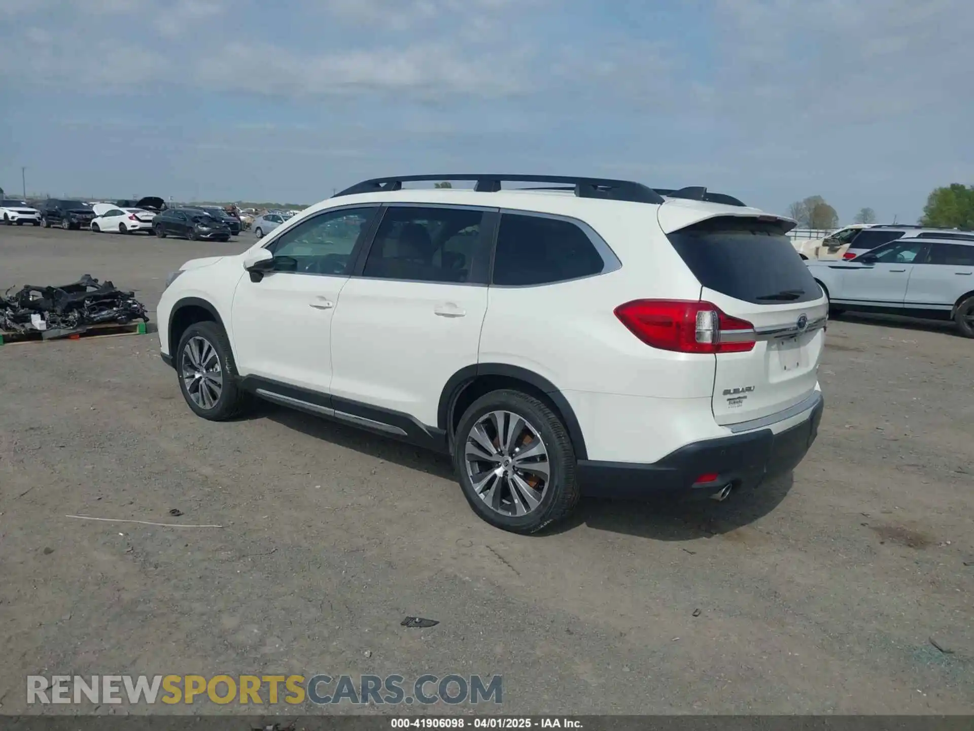 3 Photograph of a damaged car 4S4WMAPD5N3468577 SUBARU ASCENT 2022