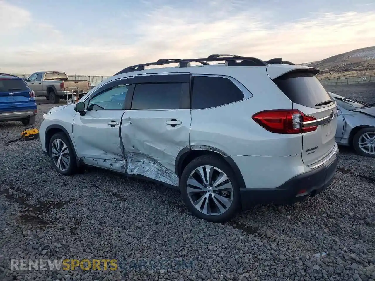 2 Photograph of a damaged car 4S4WMAPD8N3418241 SUBARU ASCENT 2022