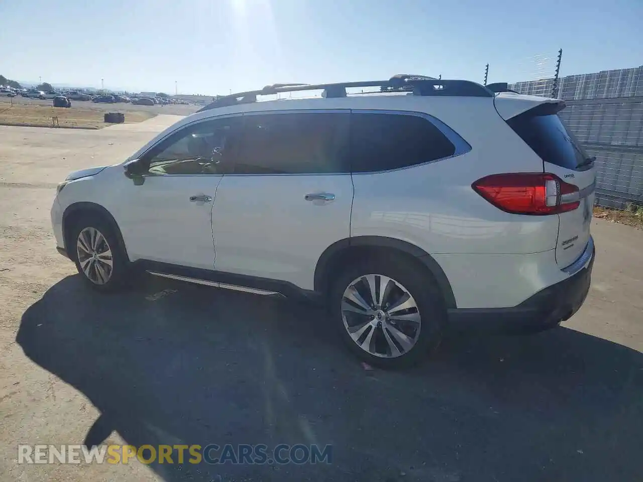 2 Photograph of a damaged car 4S4WMARD6N3431910 SUBARU ASCENT 2022