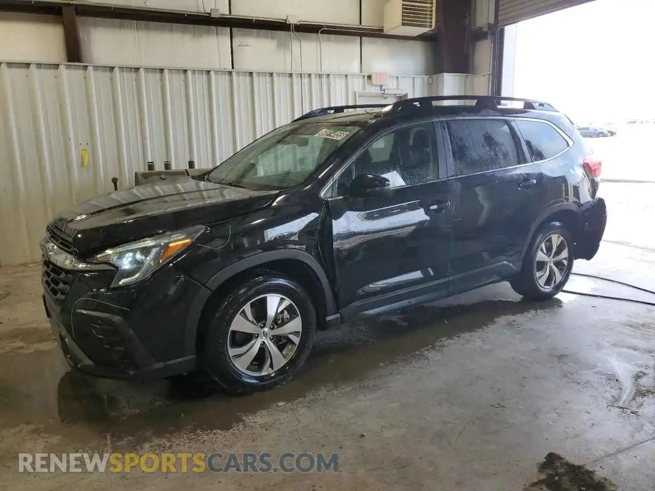 1 Photograph of a damaged car 4S4WMABD2P3440004 SUBARU ASCENT 2023
