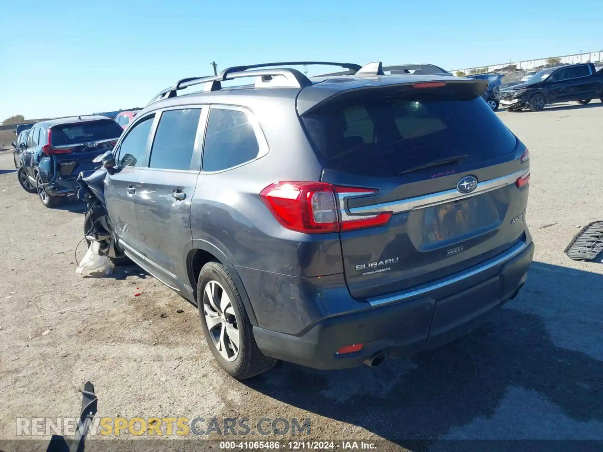 3 Photograph of a damaged car 4S4WMAED7P3448479 SUBARU ASCENT 2023