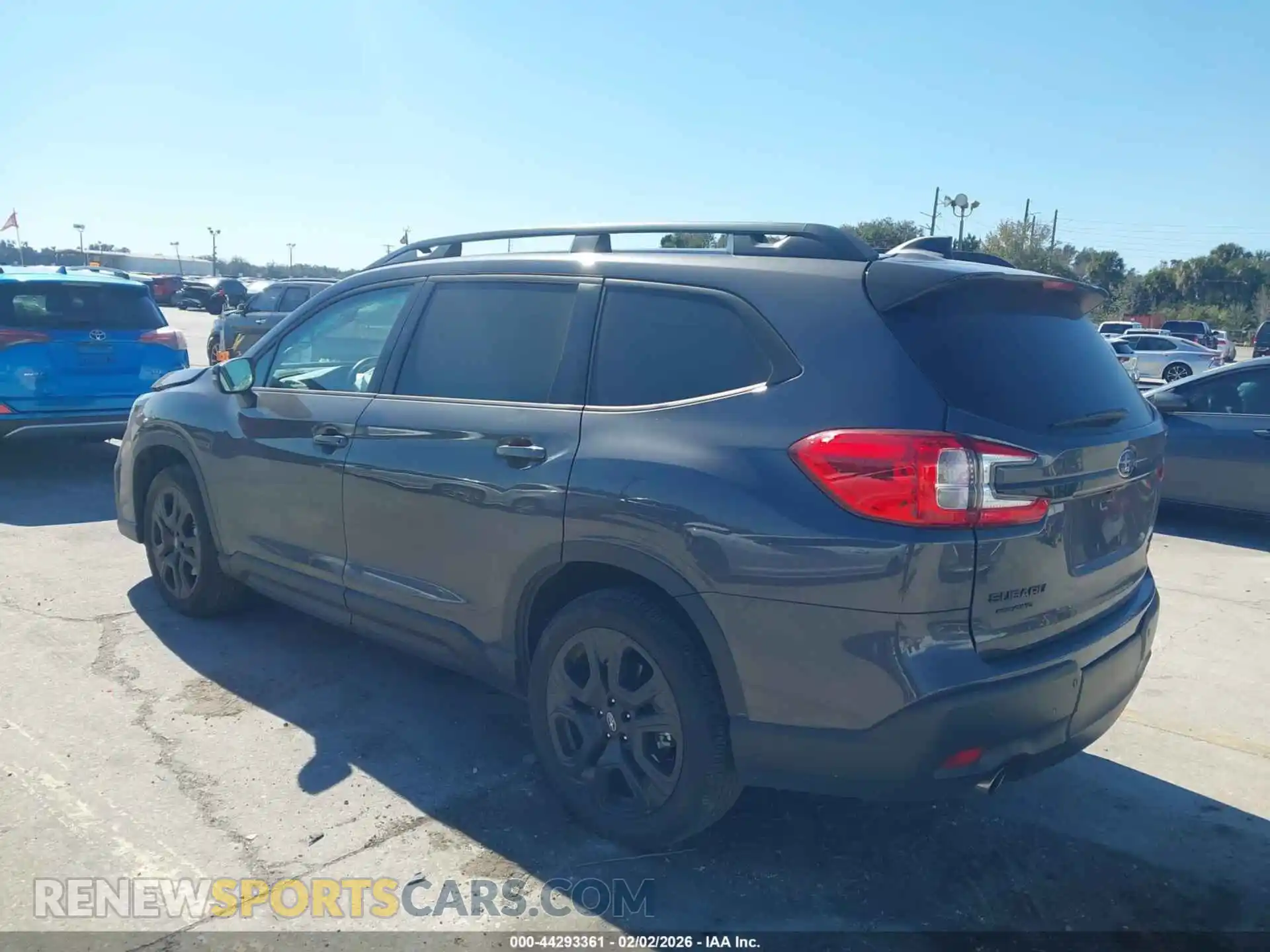 3 Photograph of a damaged car 4S4WMAHD5P3460061 SUBARU ASCENT 2023