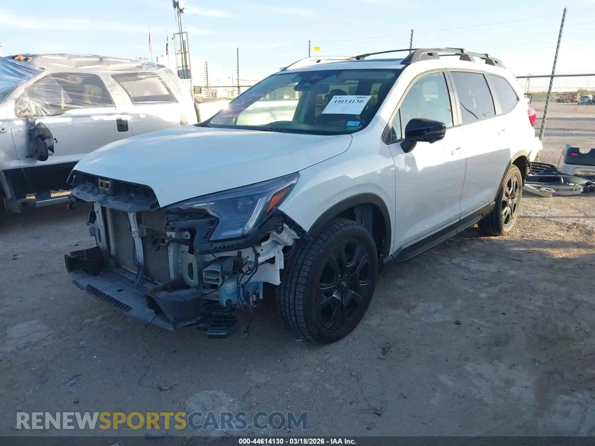 2 Photograph of a damaged car 4S4WMAKD1P3409570 SUBARU ASCENT 2023