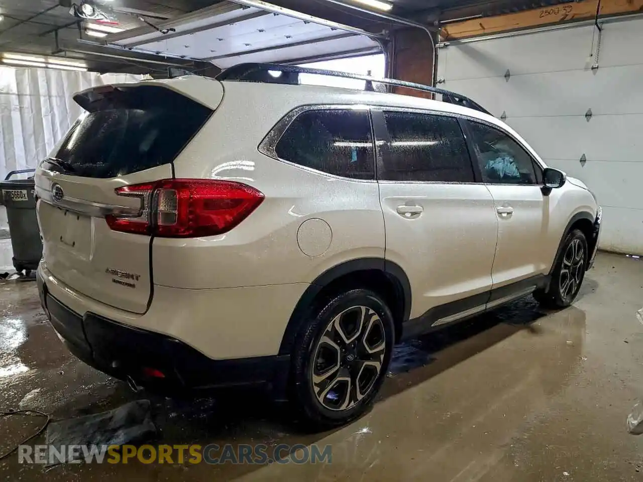 3 Photograph of a damaged car 4S4WMAND1P3406163 SUBARU ASCENT 2023