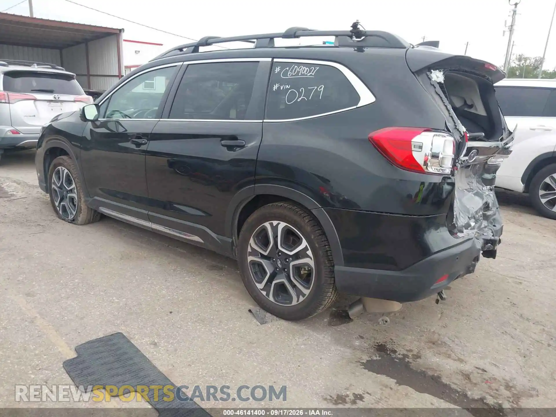 3 Photograph of a damaged car 4S4WMARD0P3440279 SUBARU ASCENT 2023