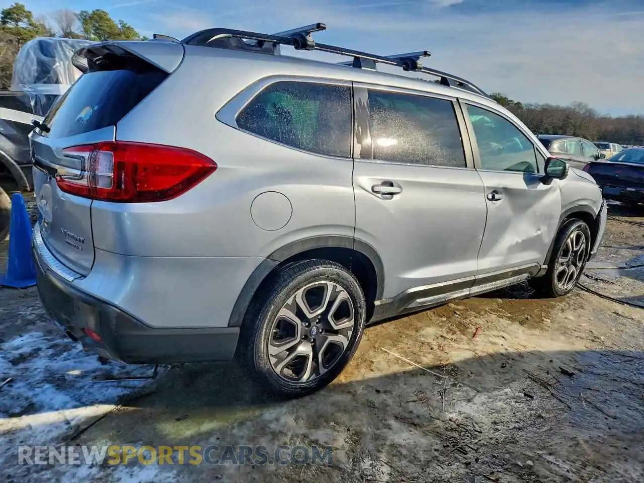 3 Photograph of a damaged car 4S4WMARD5P3424336 SUBARU ASCENT 2023