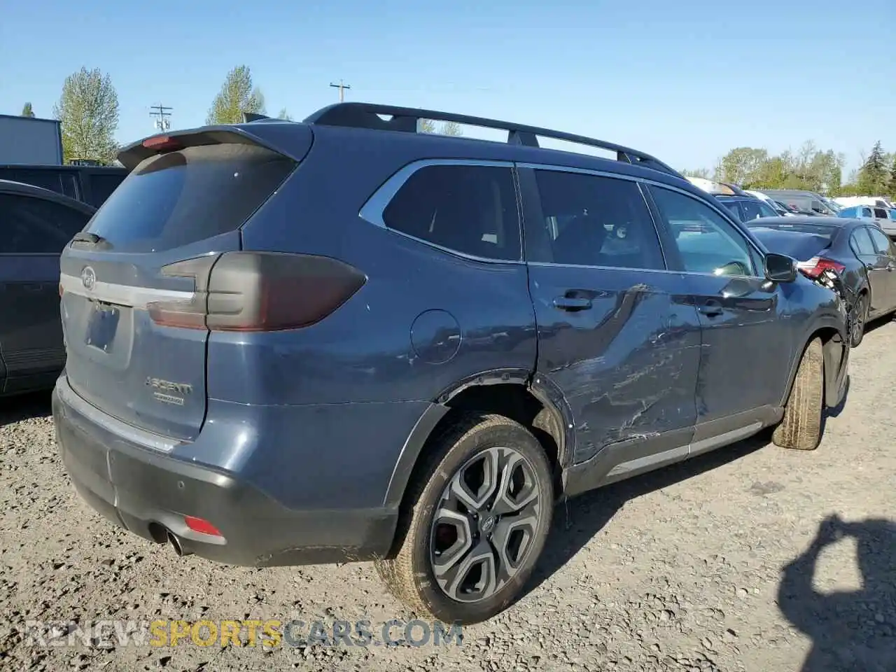 3 Photograph of a damaged car 4S4WMARD7P3441512 SUBARU ASCENT 2023