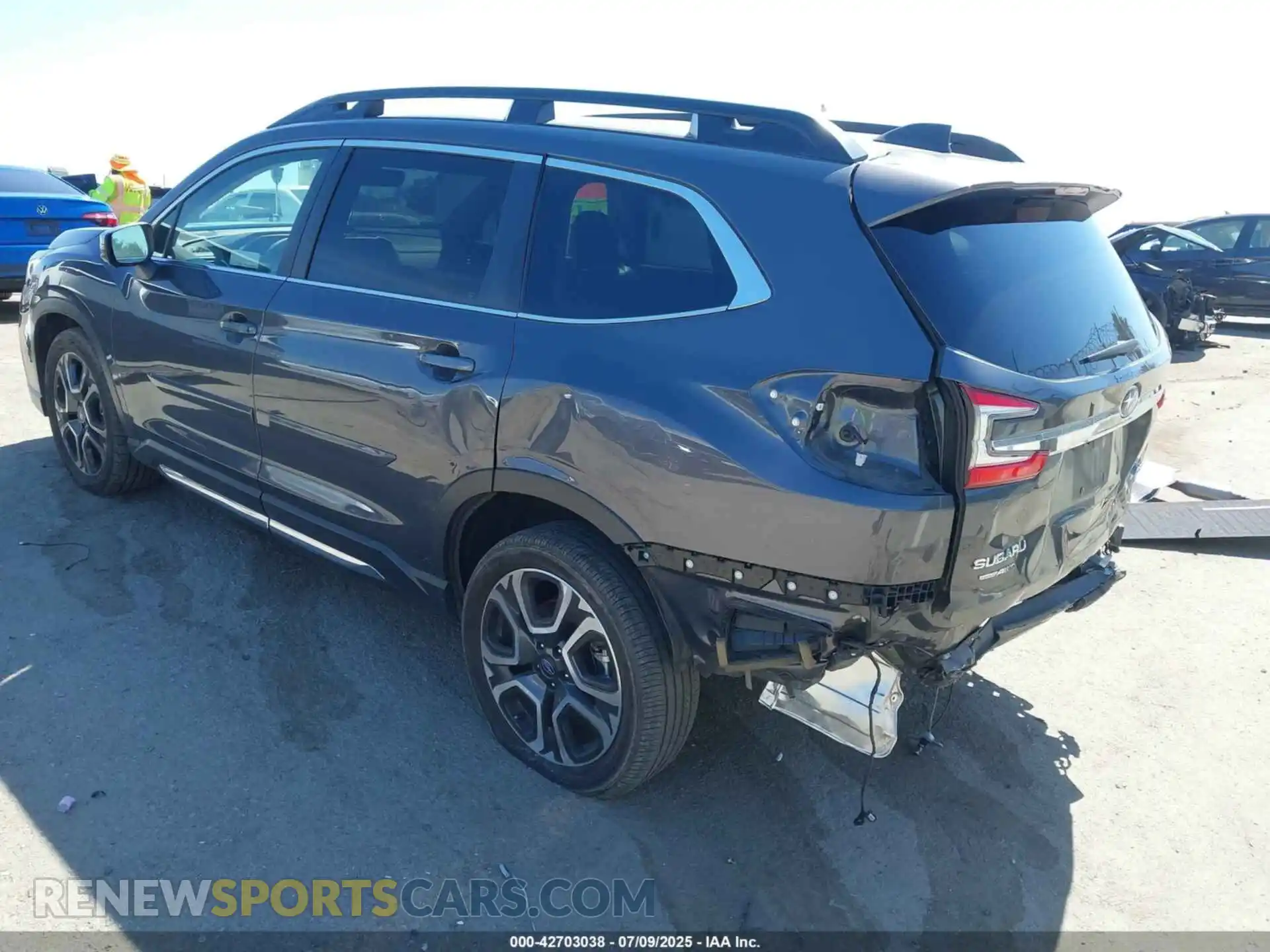 3 Фотография поврежденного автомобиля 4S4WMAUD0P3460572 SUBARU ASCENT 2023