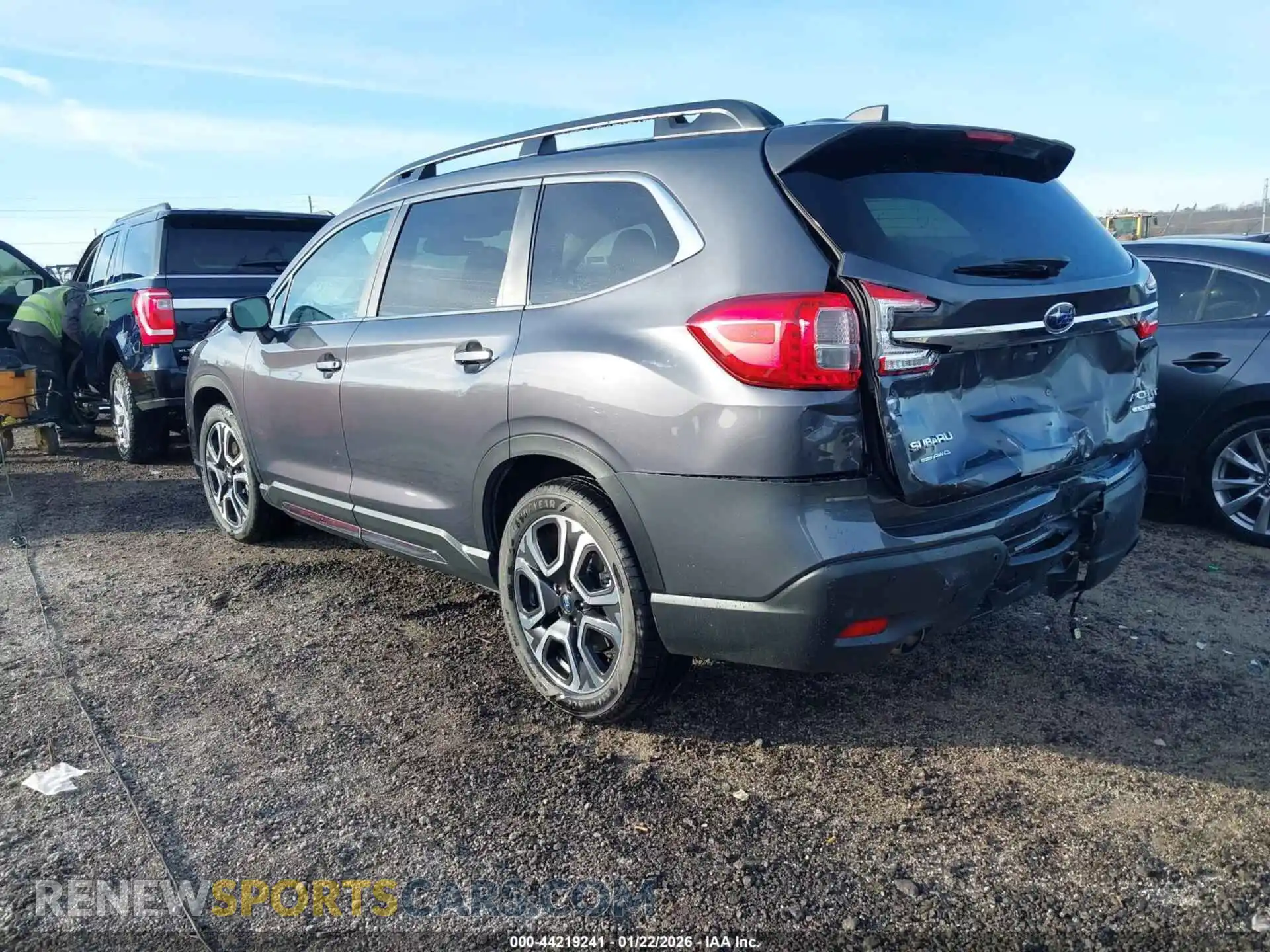 3 Photograph of a damaged car 4S4WMAUD7P3437595 SUBARU ASCENT 2023