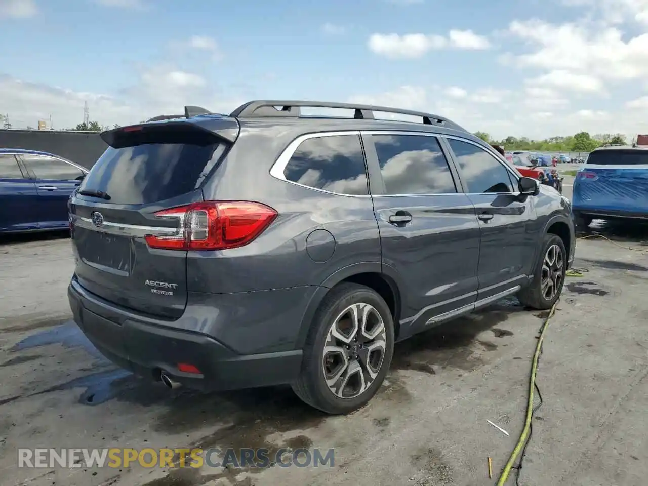 3 Photograph of a damaged car 4S4WMAUD7P3452467 SUBARU ASCENT 2023