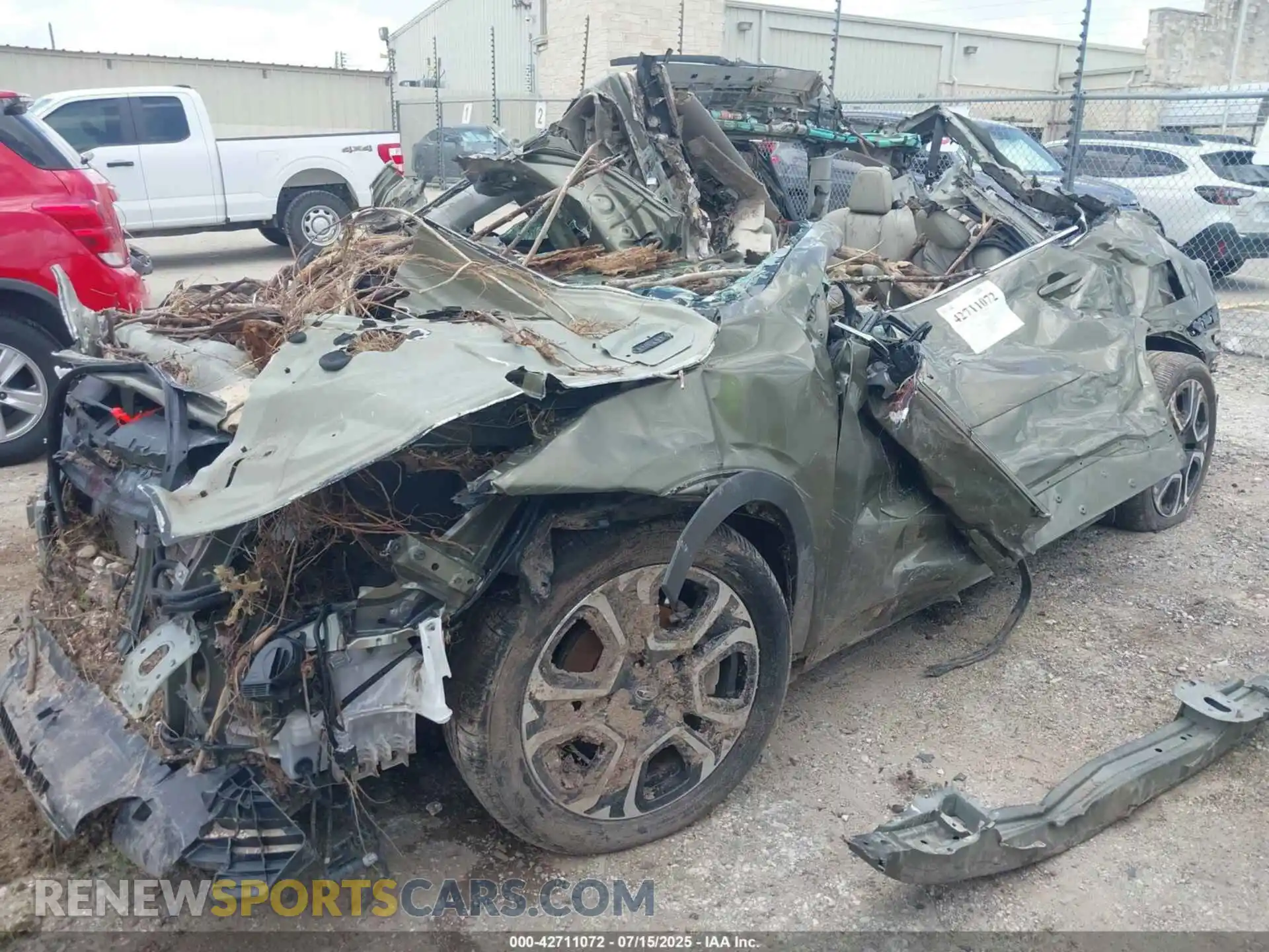 2 Photograph of a damaged car 4S4WMAUD9P3451787 SUBARU ASCENT 2023