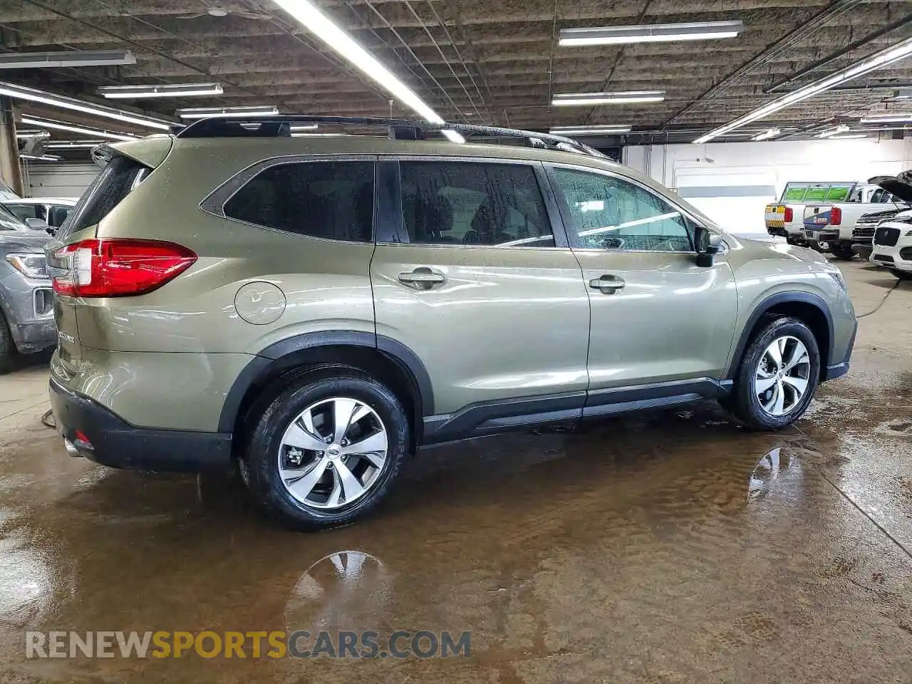 3 Photograph of a damaged car 4S4WMAED1R3434970 SUBARU ASCENT 2024