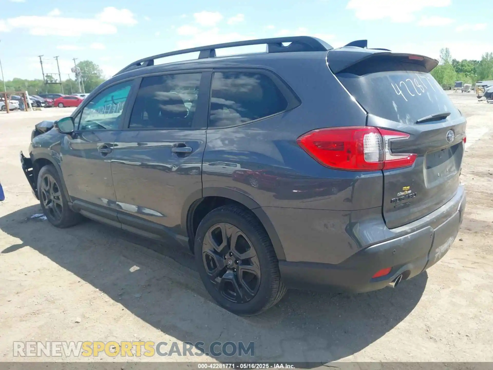 3 Photograph of a damaged car 4S4WMAHD0R3405116 SUBARU ASCENT 2024