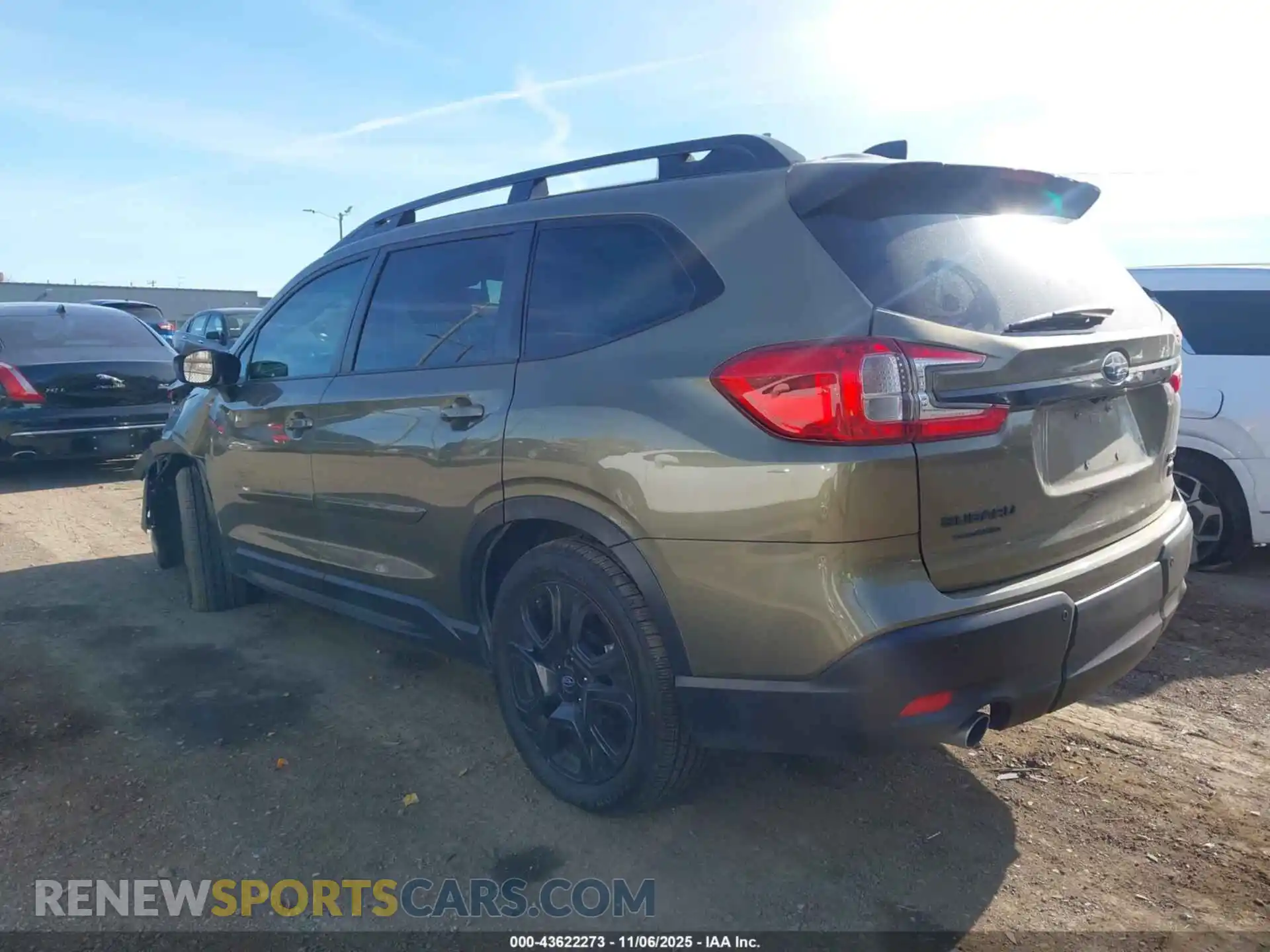 3 Photograph of a damaged car 4S4WMAHD7R3403377 SUBARU ASCENT 2024