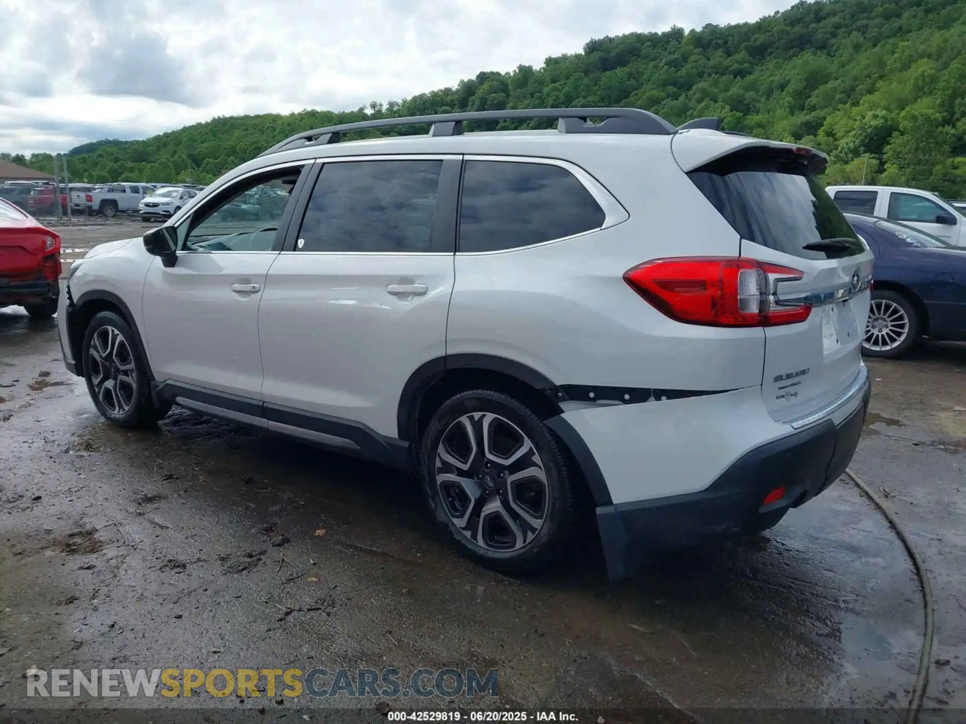 3 Фотография поврежденного автомобиля 4S4WMARD2R3411434 SUBARU ASCENT 2024