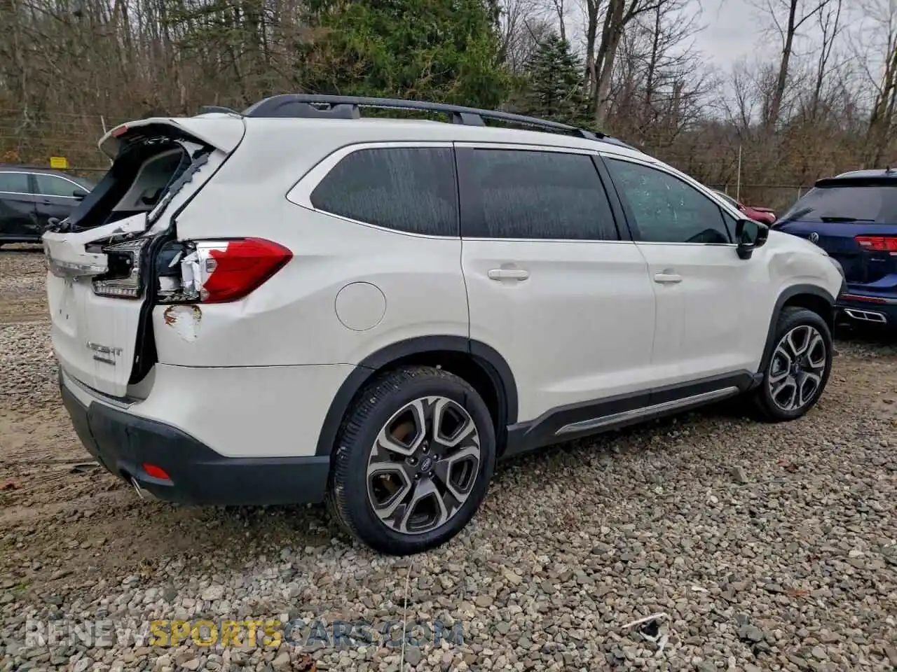 3 Photograph of a damaged car 4S4WMARD6R3430536 SUBARU ASCENT 2024