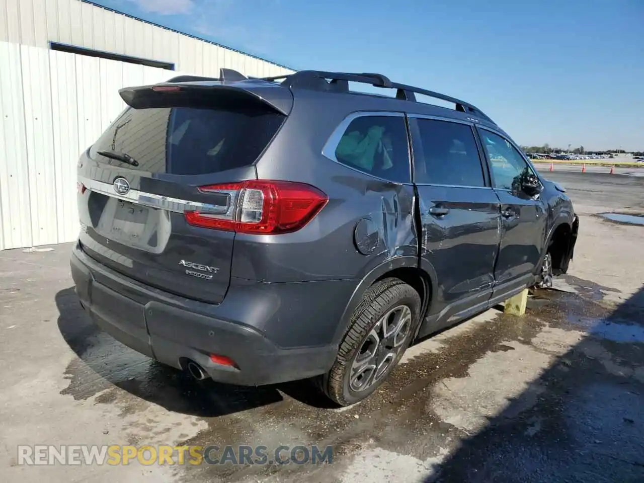 3 Photograph of a damaged car 4S4WMARD9R3415321 SUBARU ASCENT 2024